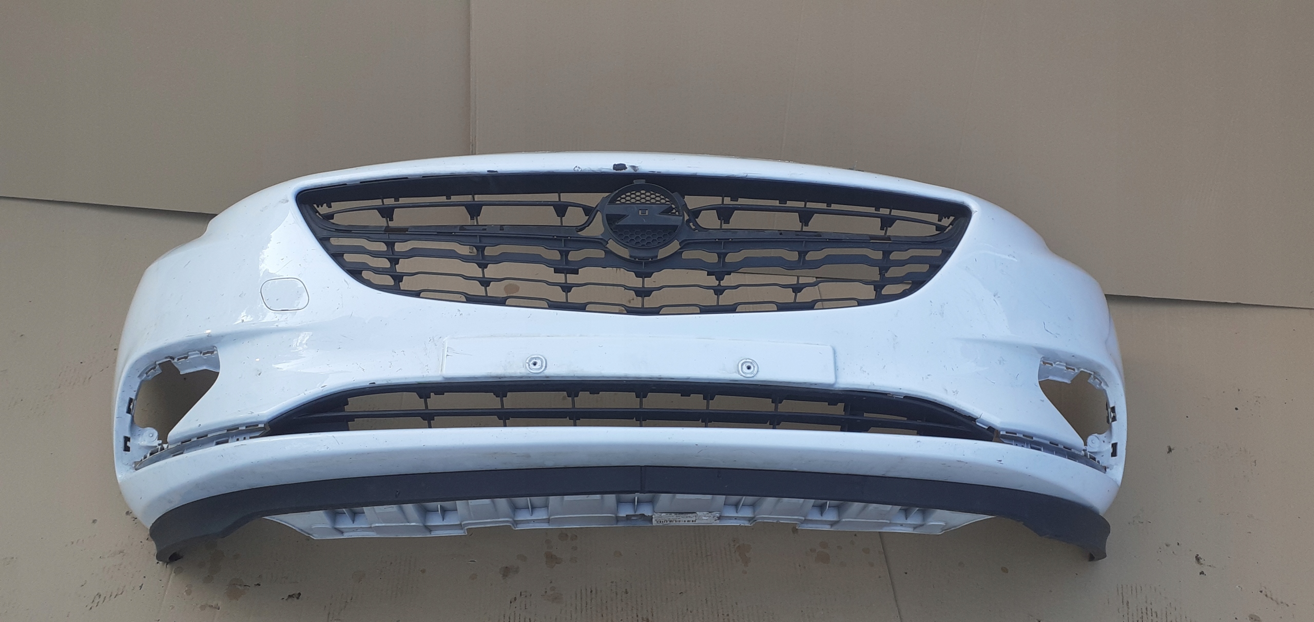 Передній бампер передній OPEL CORSA E 14-18год