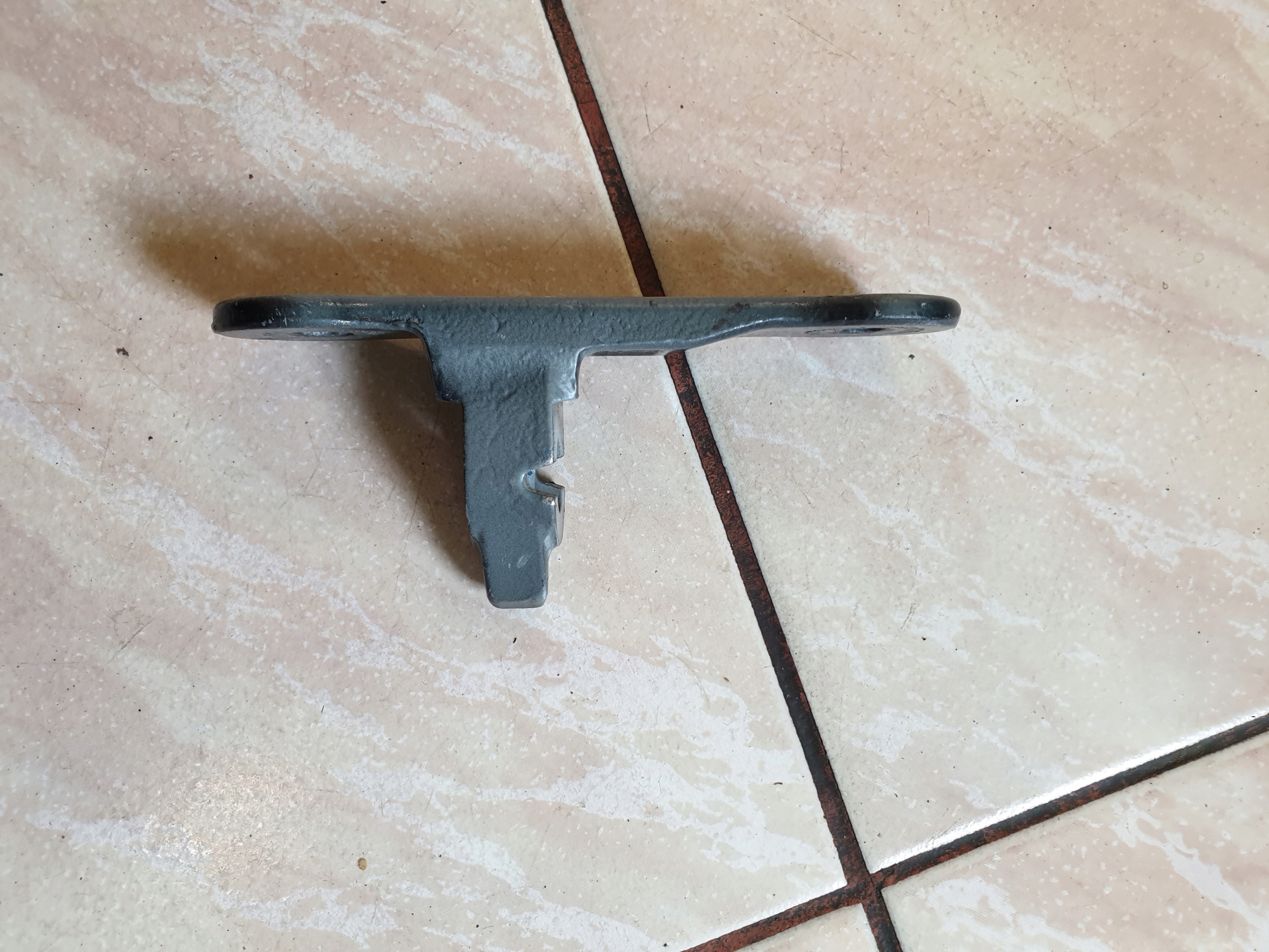 hinge door left front MERCEDES S W222 OE