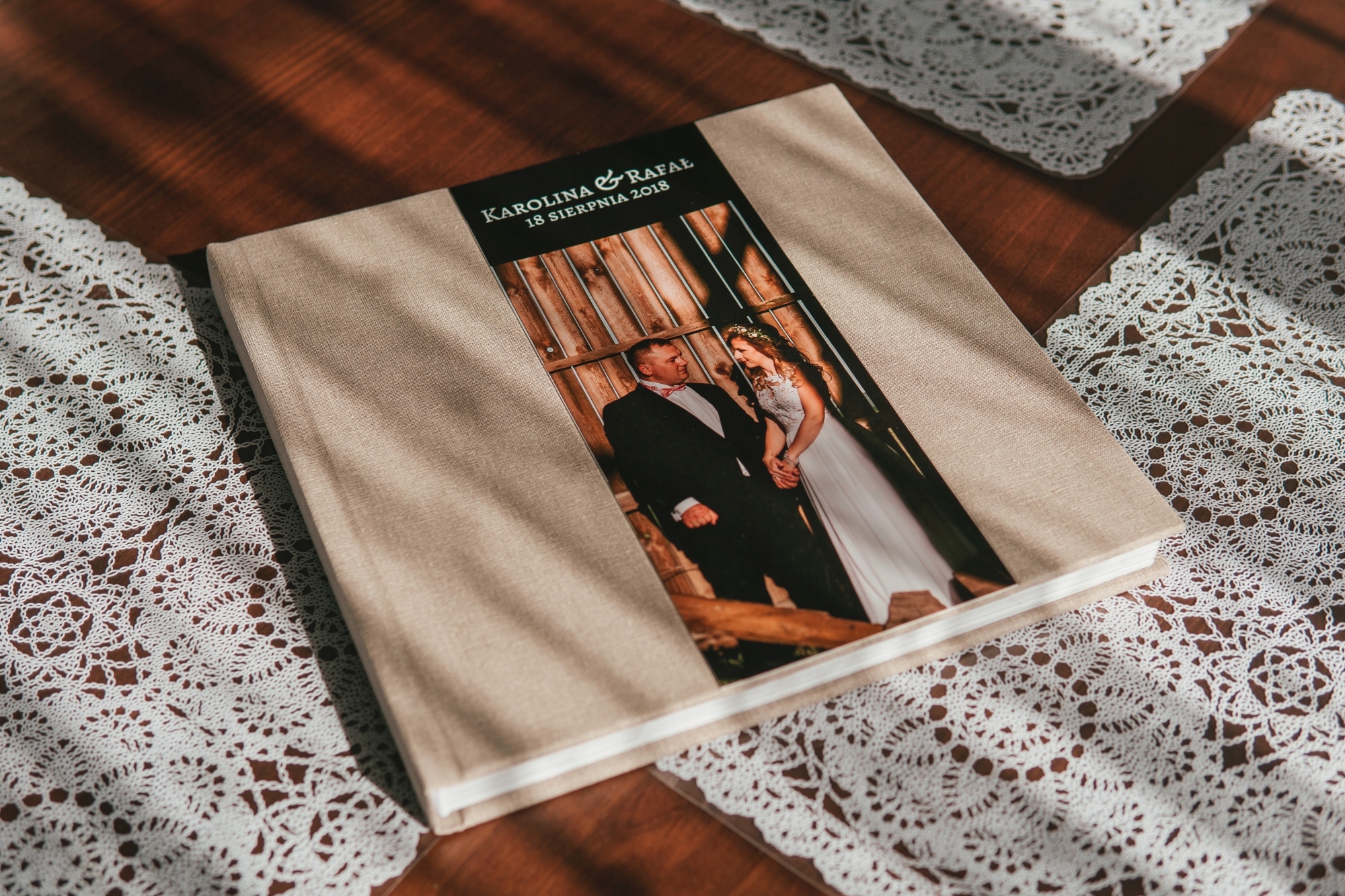 Fotoalbum CLASSIC 20x20 10 kart(20 stron) Producent Inna