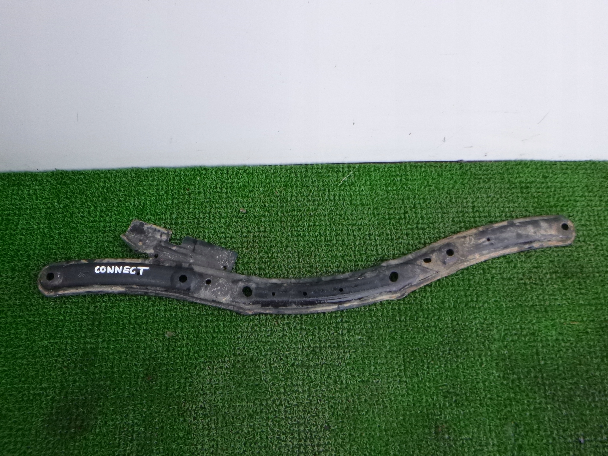 FORD CONNECT MK2 2014- Renfort pare choc Console Support plaque