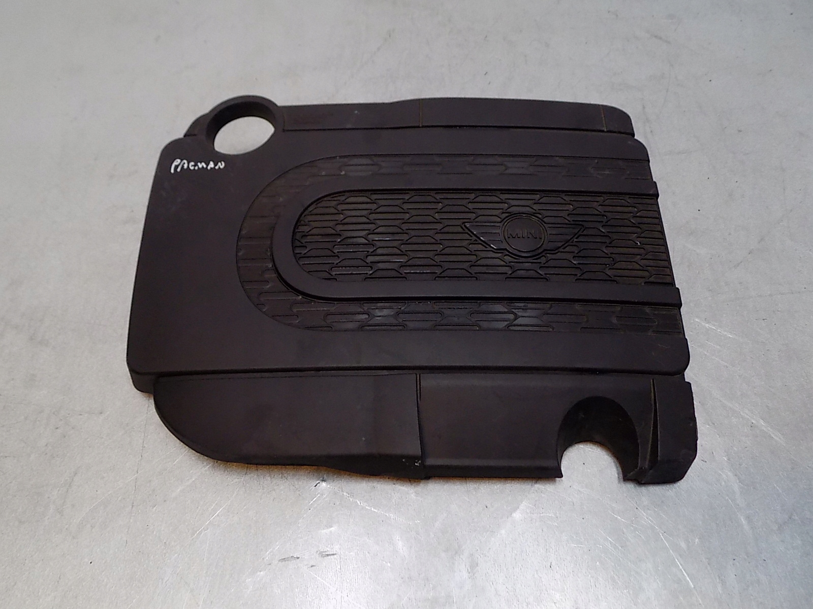 MINI COOPER PACEMAN cache moteur