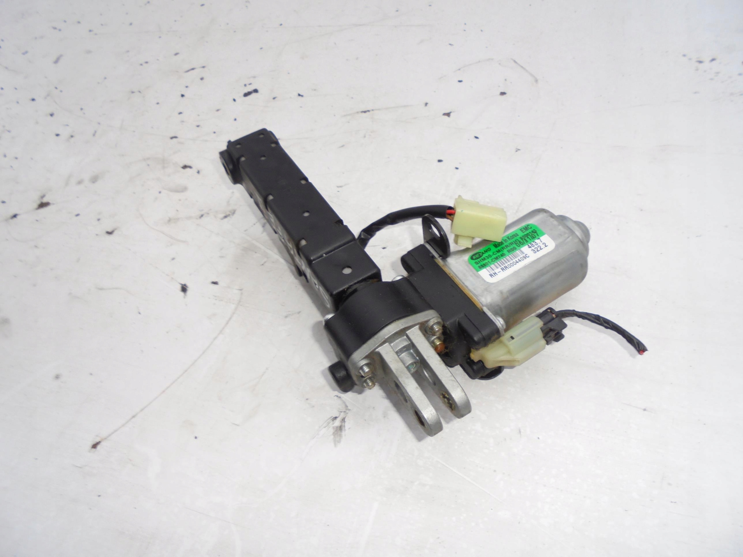 SILNICZEK FOTELA 88801 CM740 HYUNDAI SANTA FE II