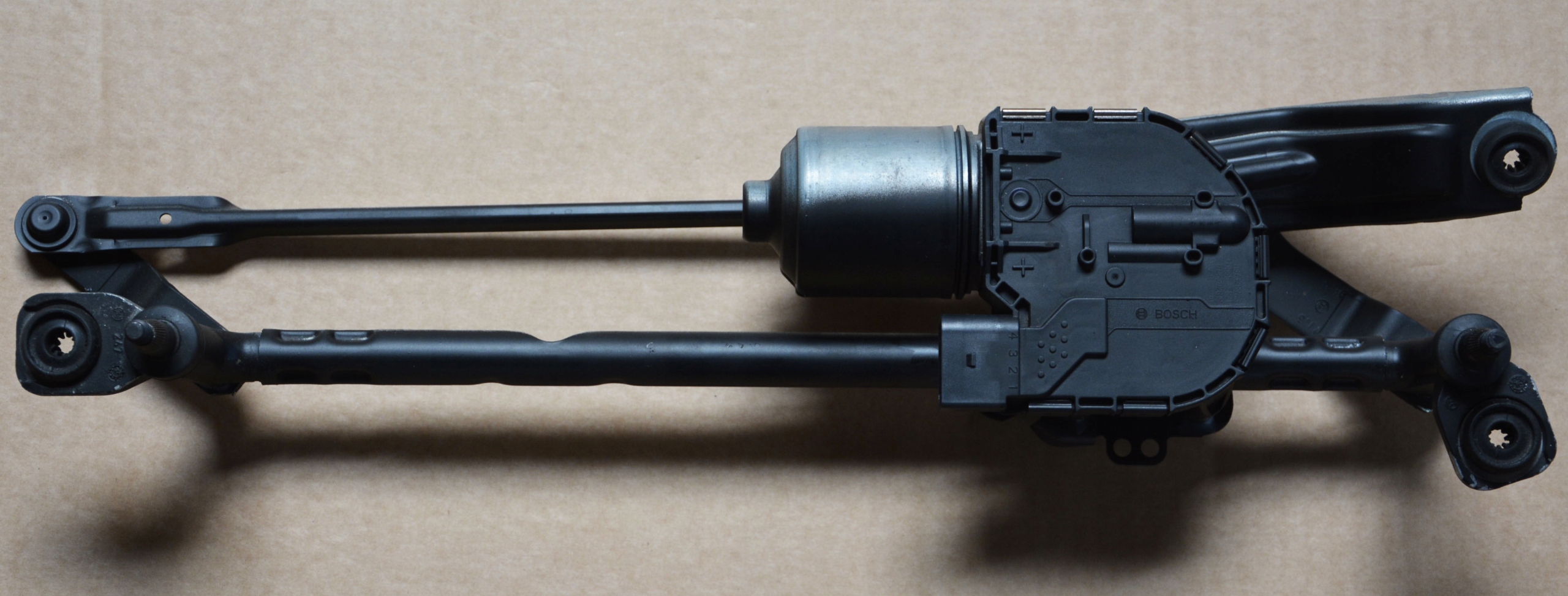 5G0023 - 5G1955119A VW GOLF 7 R МЕХАНИЗМ СТЕКЛООЧИСТИТЕЛЯ НОВЫЙ