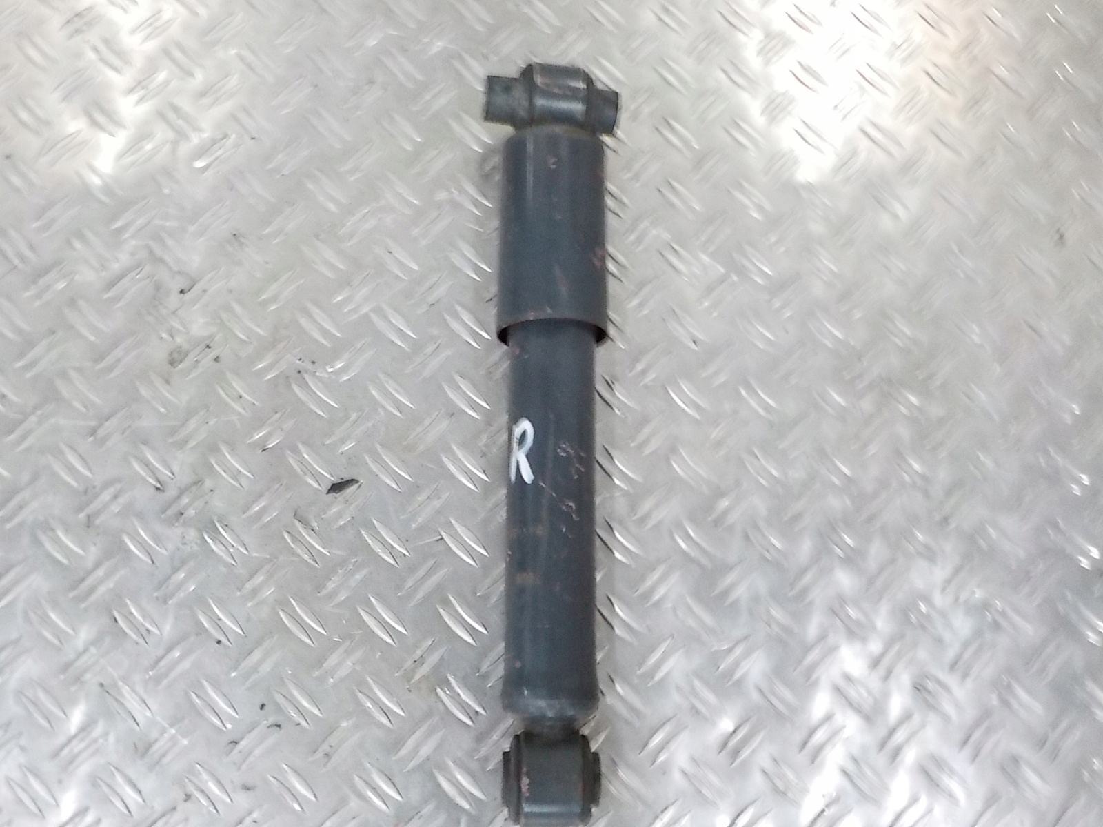 ІВЕКО ДЕЙЛІ АМОРТИЗАТОР ПЕРЕДНІЙ ПРАВИЙ 14-19