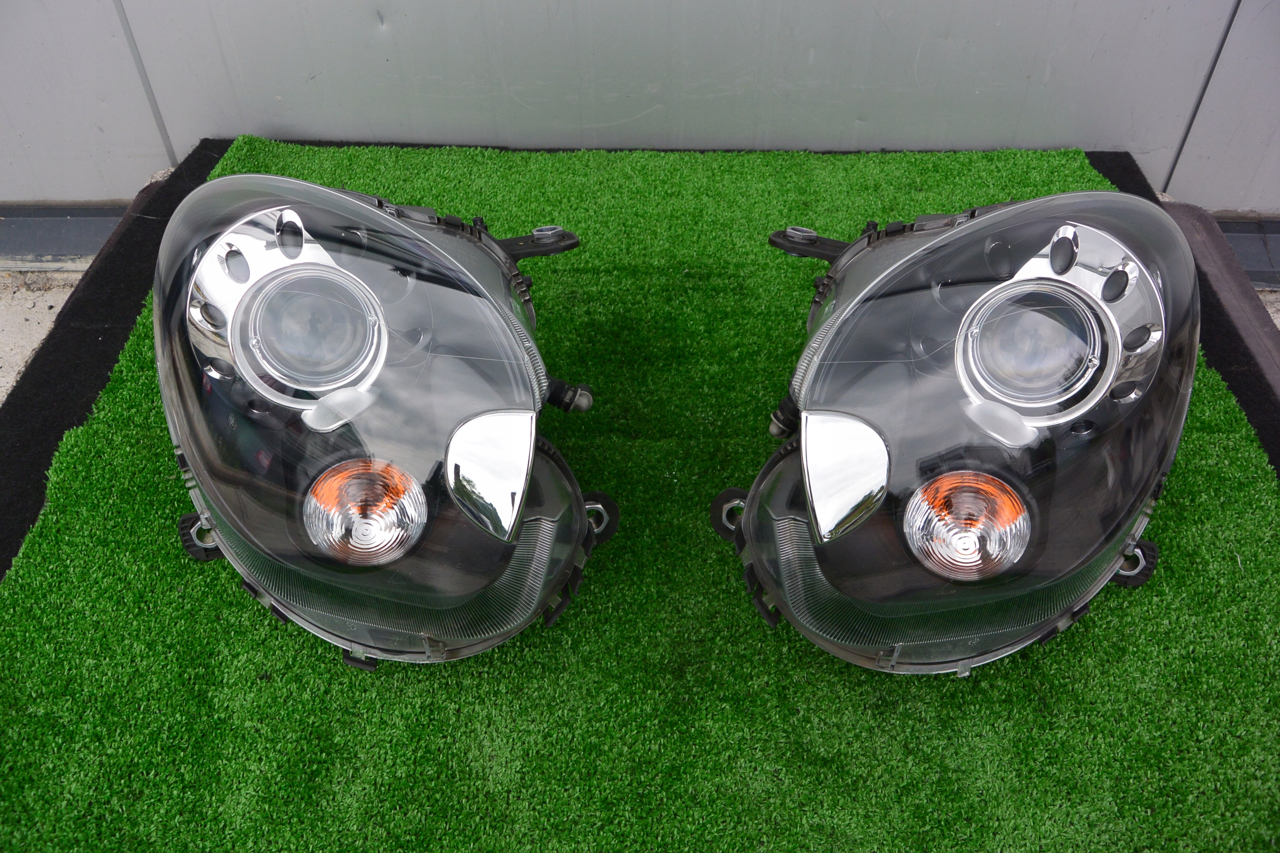 LAMPA PRZÓD LEWA PRAWA MINI COUNTRYMAN R60 XENON