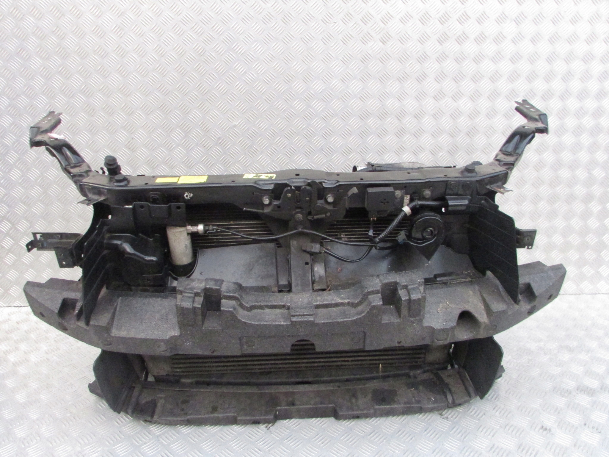 PAS WZMOCNIENIE CHŁODNICE 2.0 DCI QASHQAI J10 08R Producent części Inny