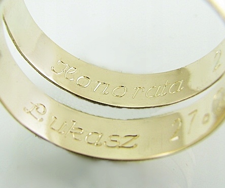 ZŁOTE OBRĄCZKI Z IMIONAMI NA ZEWNĄTRZ !!!! Rozmiar/Średnica wew. (mm) 20/19,00