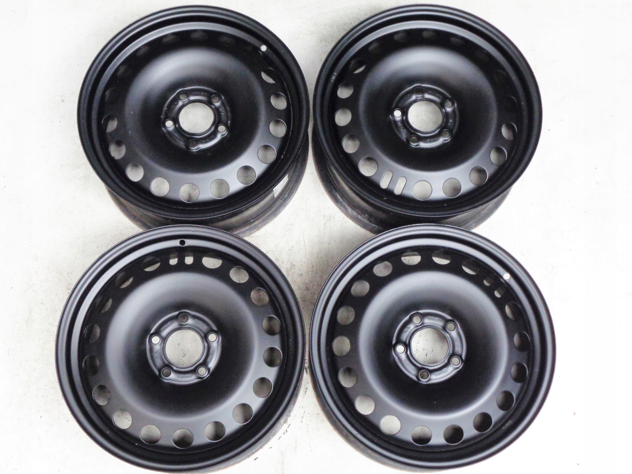 Felgi stalowe 17 OPEL ASTRA CASCADA INSIGNIA ET44