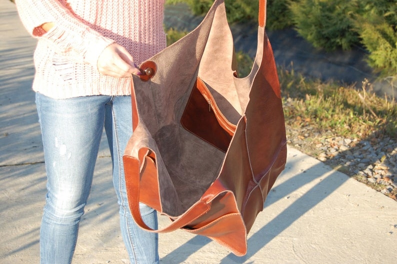 TOREBKA DAMSKA ZE SKÓRY NATURALNEJ - WOREK NA RAMIĘ XXL - SKÓRZANA TOREBKA Cechy dodatkowe kieszonka na telefon