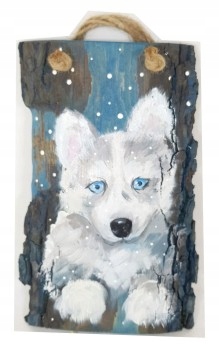 ИЗОБРАЖЕНИЕ НА ДОСКУ С КОРОЙ ВРУЧНУЮ ОКРАШЕН