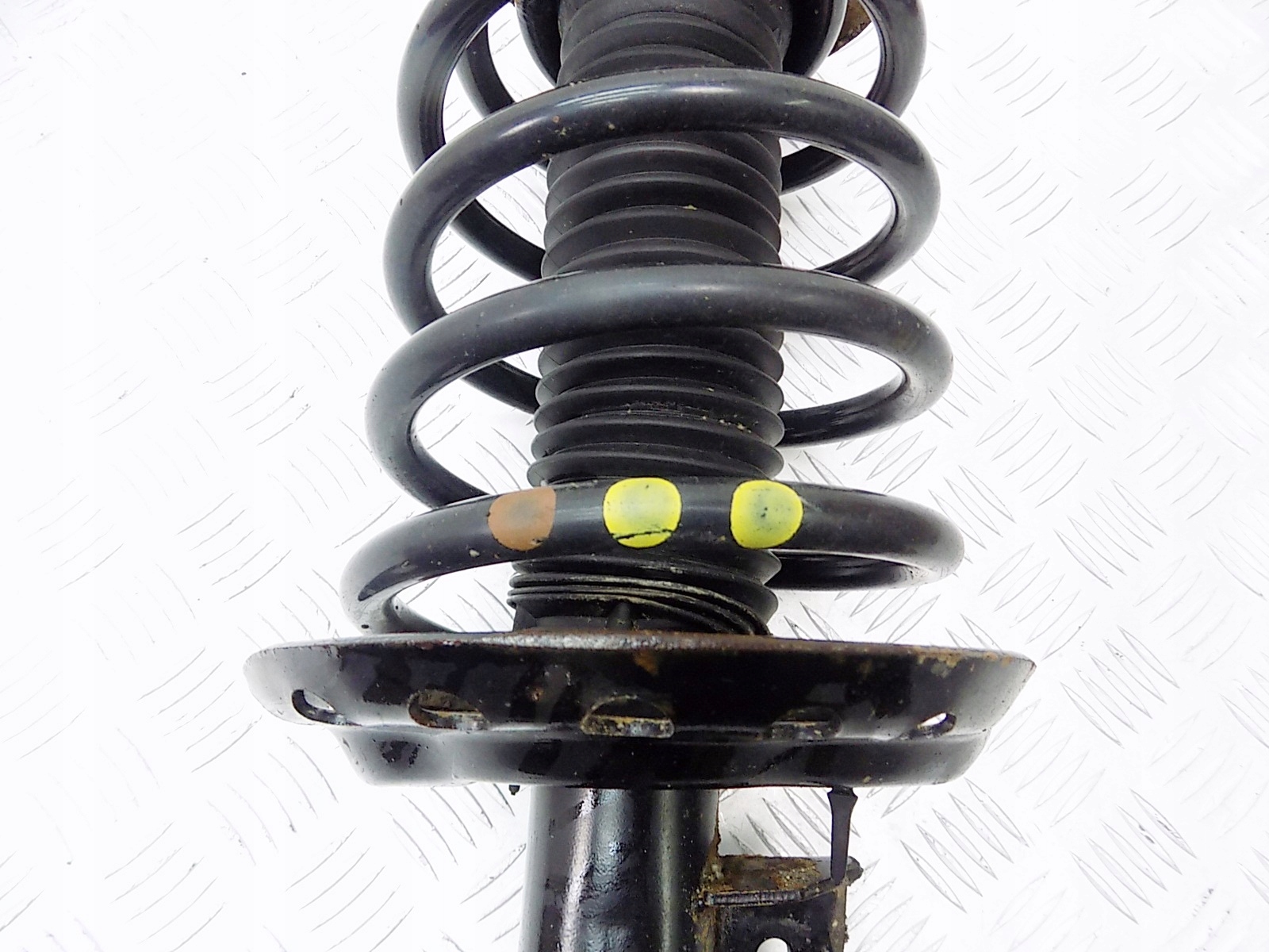 AMORTYZATOR LEWY PRZÓD - VOLVO XC70 II 2.4 D5 07- Producent części Inny