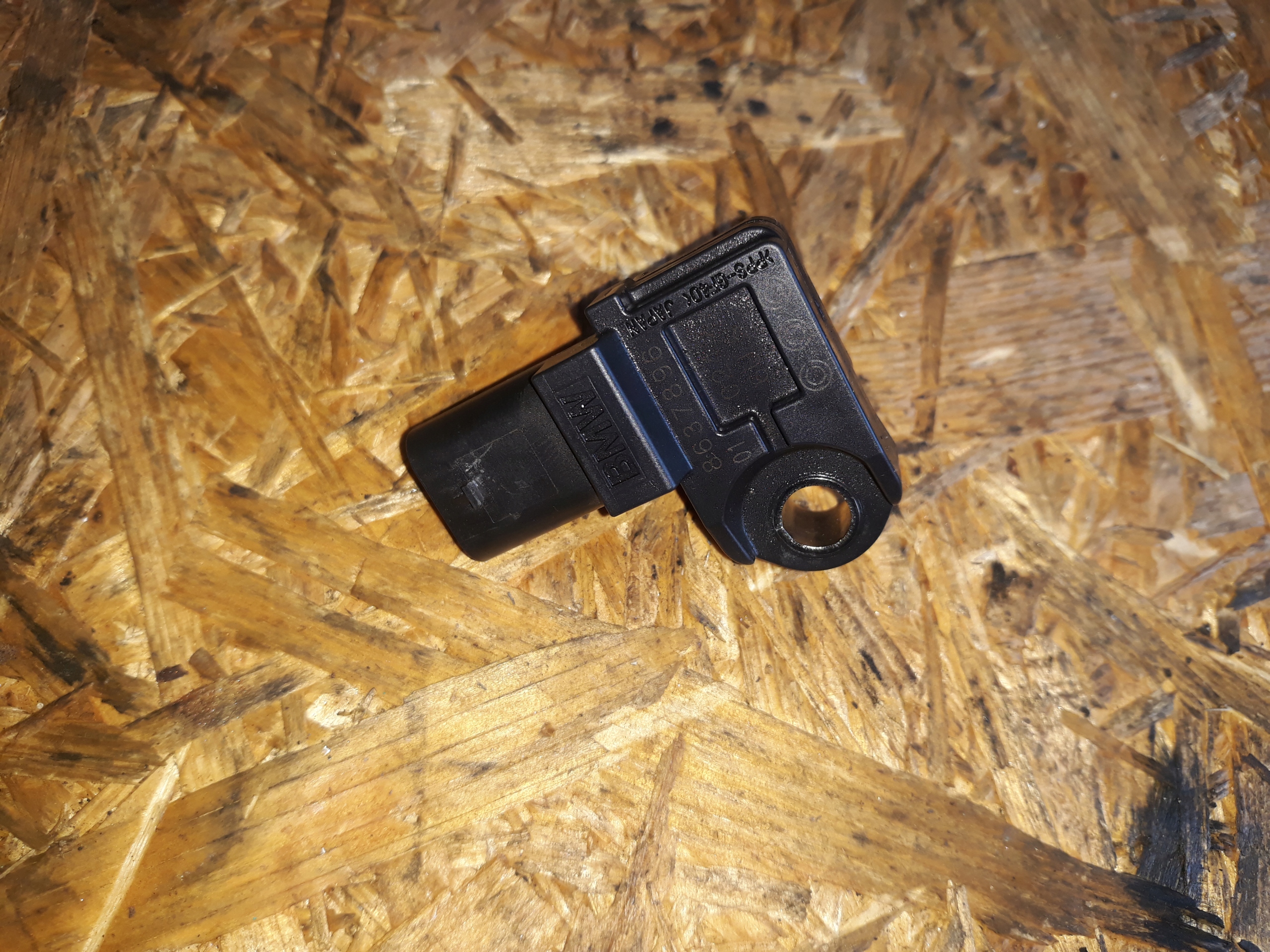 8637896 - Датчик наддува BMW 2.0 D F45 F48 MINI F56