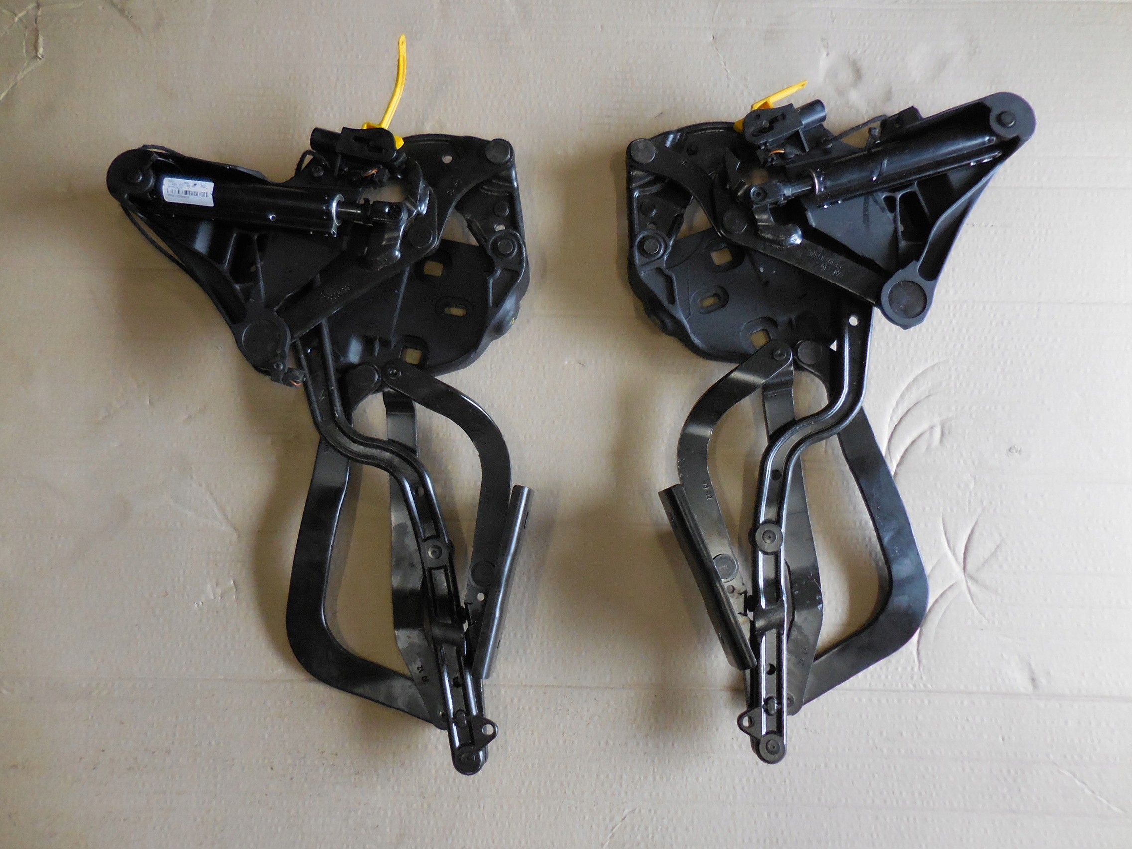 AUDI A5 8F кабриолет закрылки петли