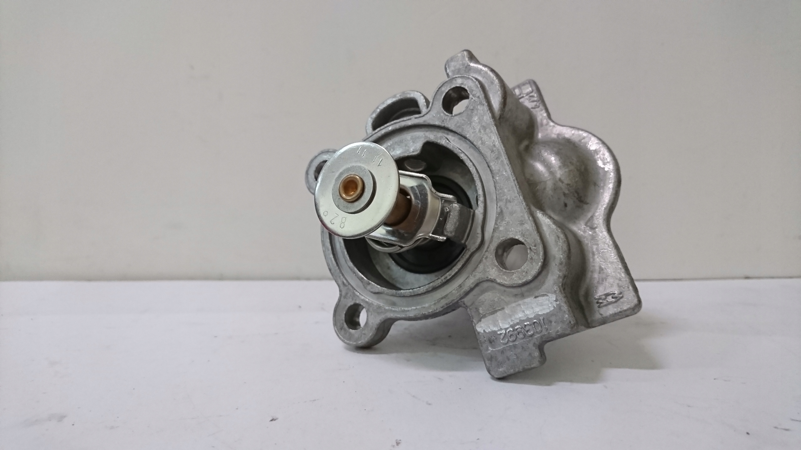 Termostat Iveco Daily Ducato z obudową 504017209