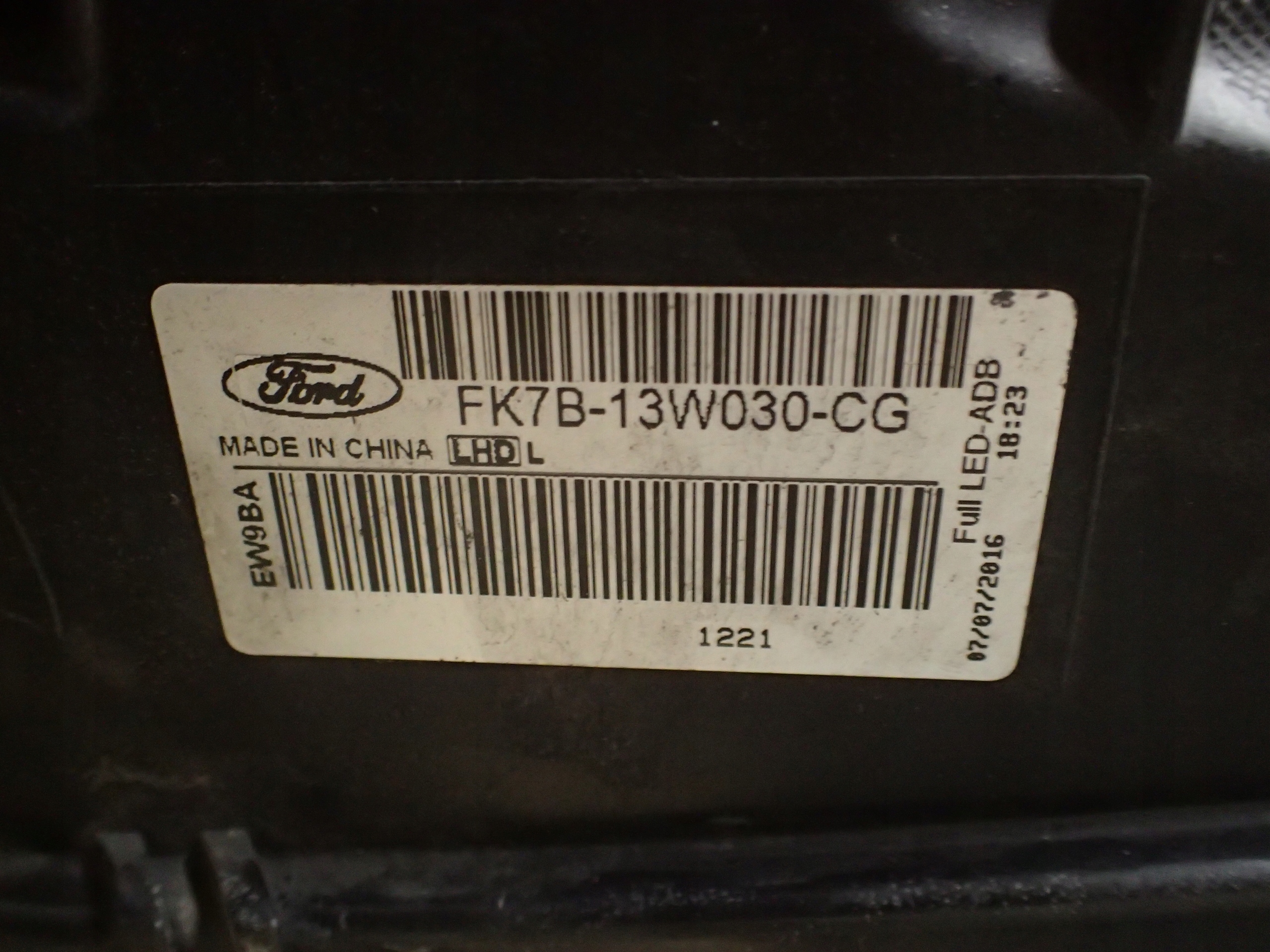 LAMPA PRZÓD LEWA FORD EDGE FULL LED Producent części Ford OE