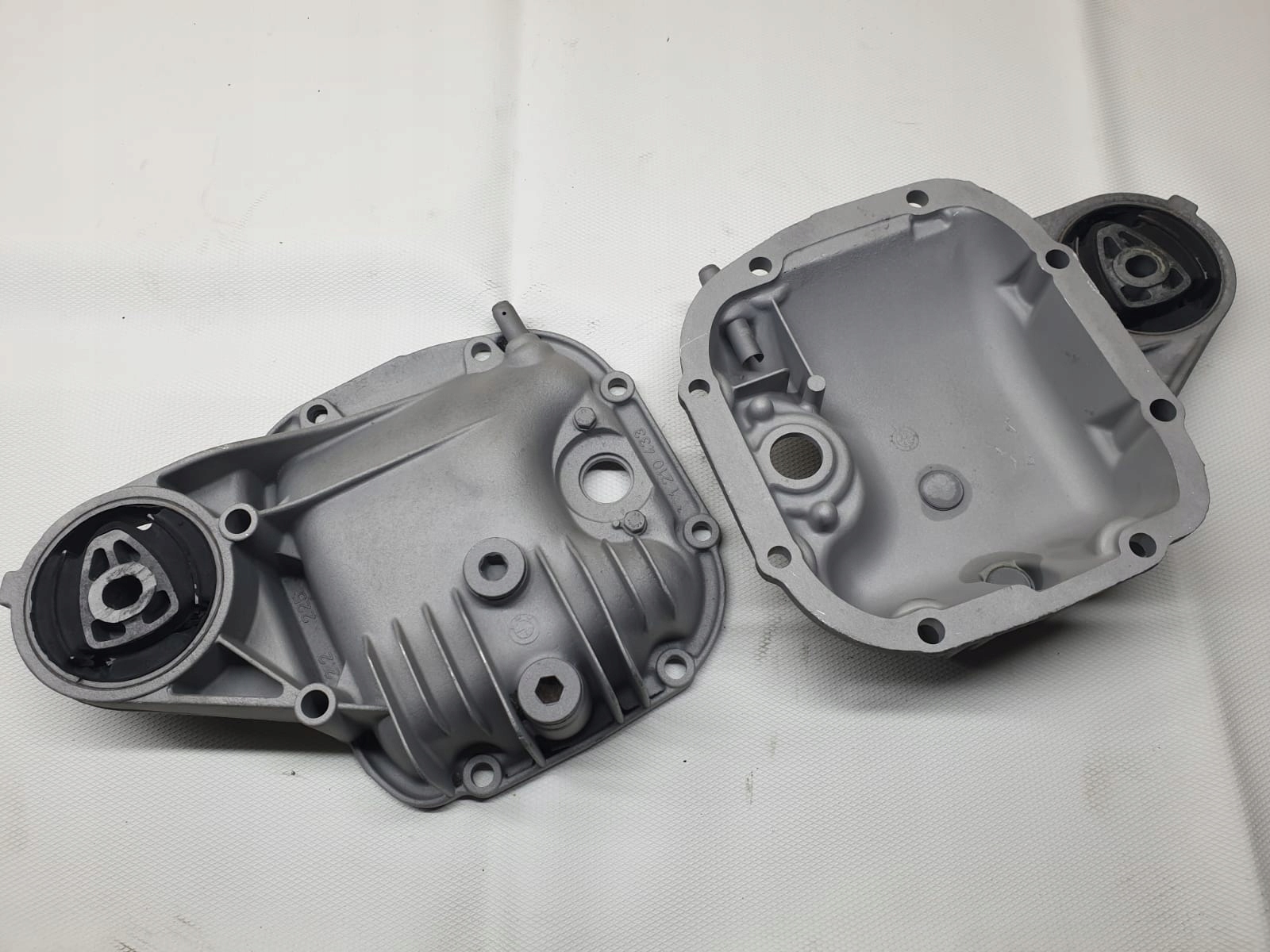 DEKIEL DYFRA MOSTU BMW E30 DUZA GLOWA RARYTAS