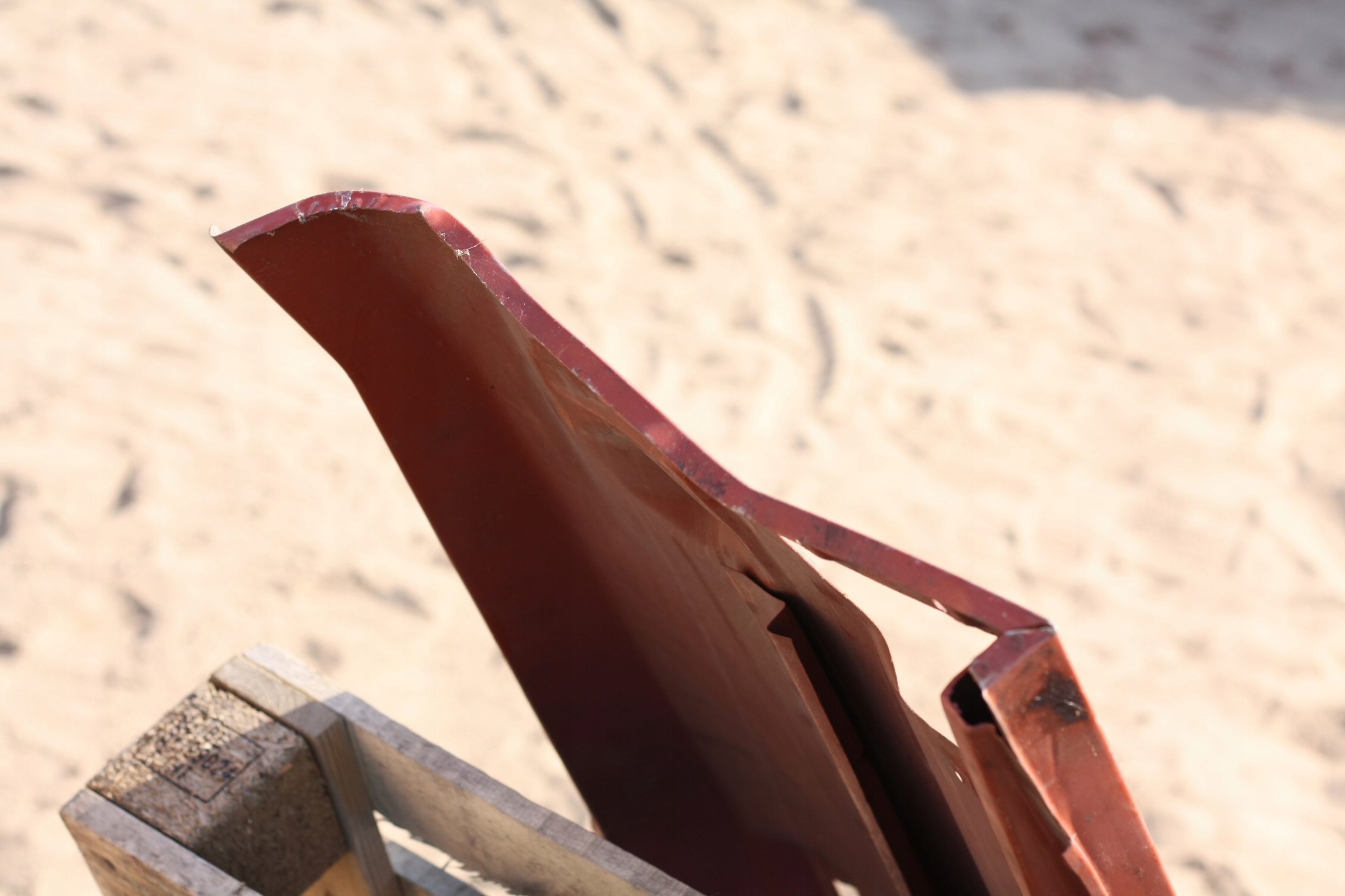 PAS TYLNY FSO FIAT 125P ORYGINAŁ USZKODZONY Numer katalogowy części PAS_TYLNY_FSO