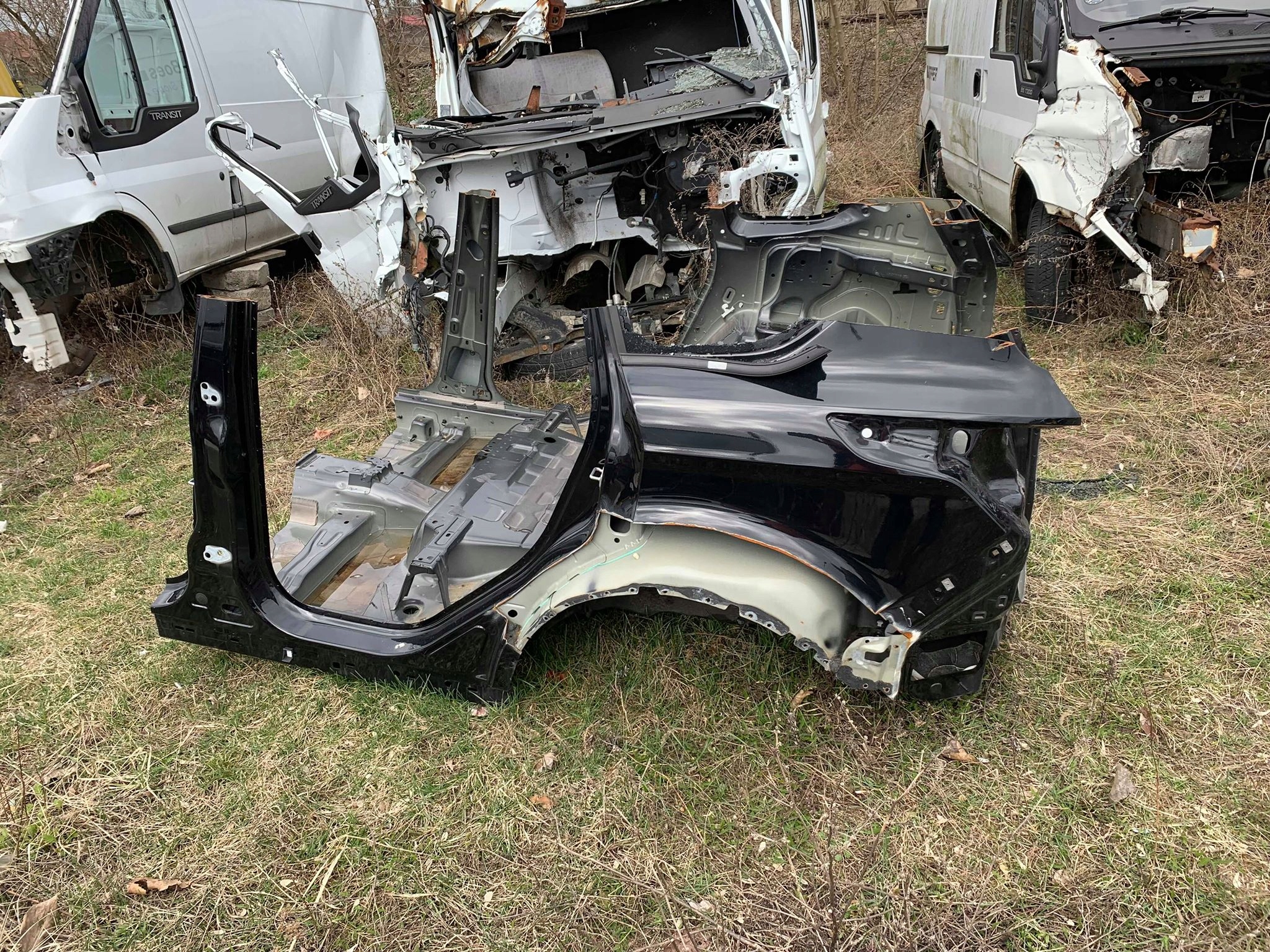 FORD KUGA SŁUPEK ŚRODKOWY PRAWY 2015 2016 2017