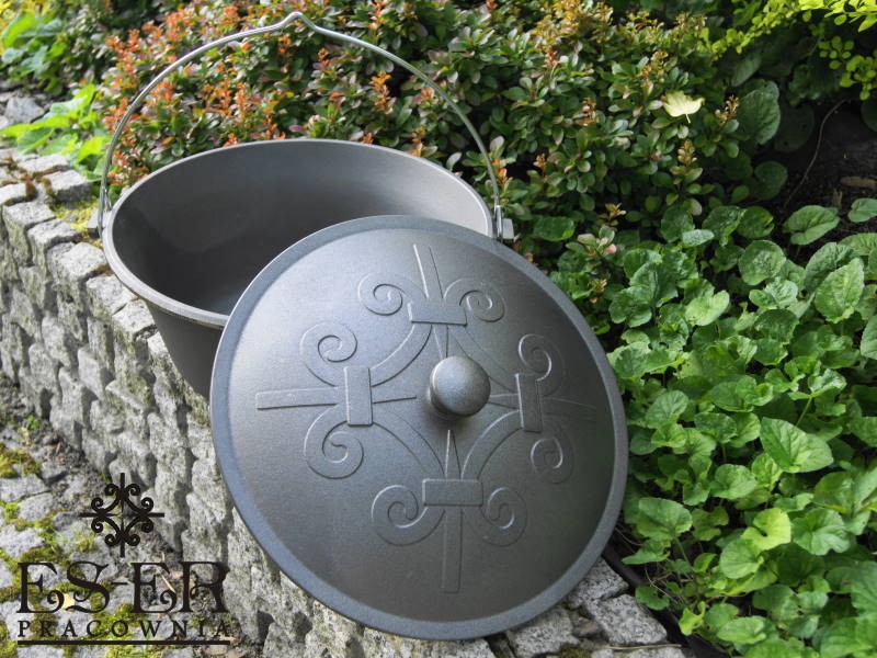 NOWOŚĆ - KOCIOŁEK ŻELIWNY 10.5l z POKRYWKĄ - ES-ER Pojemność 10.5 l