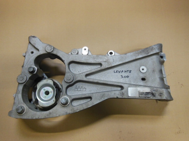 MASERATI oe 670105591