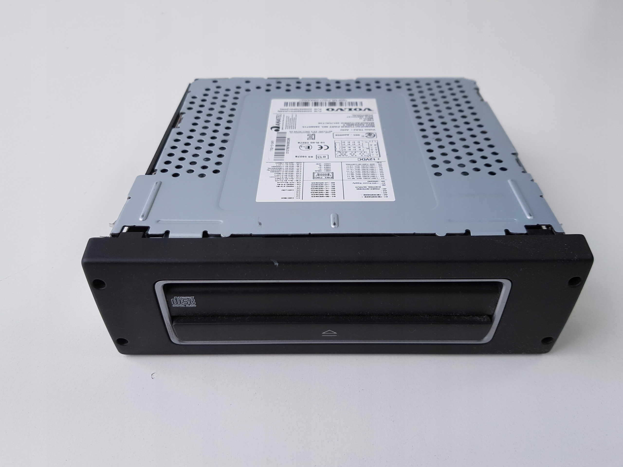 CZYTNIK PŁYT CD ZMIENIARKA CD RADIO VOLVO FH 4 FM