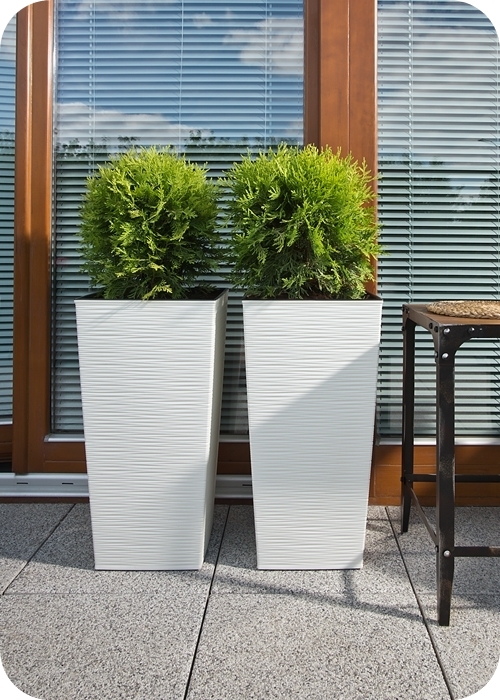 DONICZKA LAMELA FINEZJA DŁUTO30x30h57+WKŁAD CZARNA Szerokość produktu 30 cm