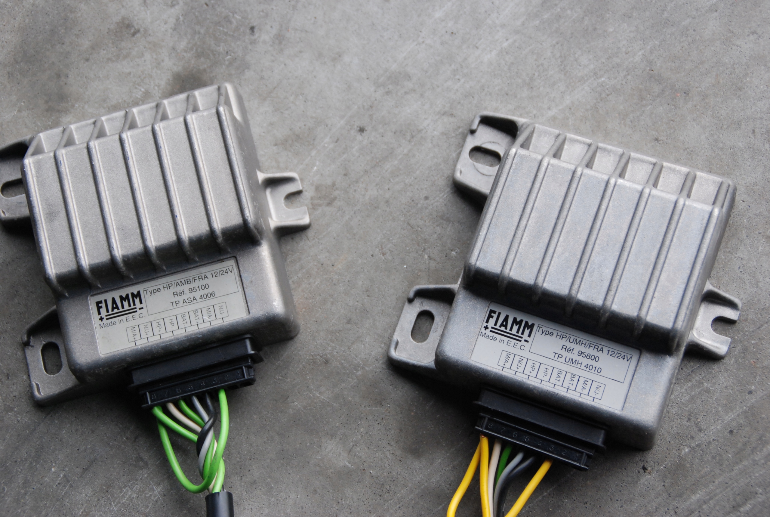 PRZETWORNICA NAPIĘCIA 24V/12V DO BUSA Marka Inna