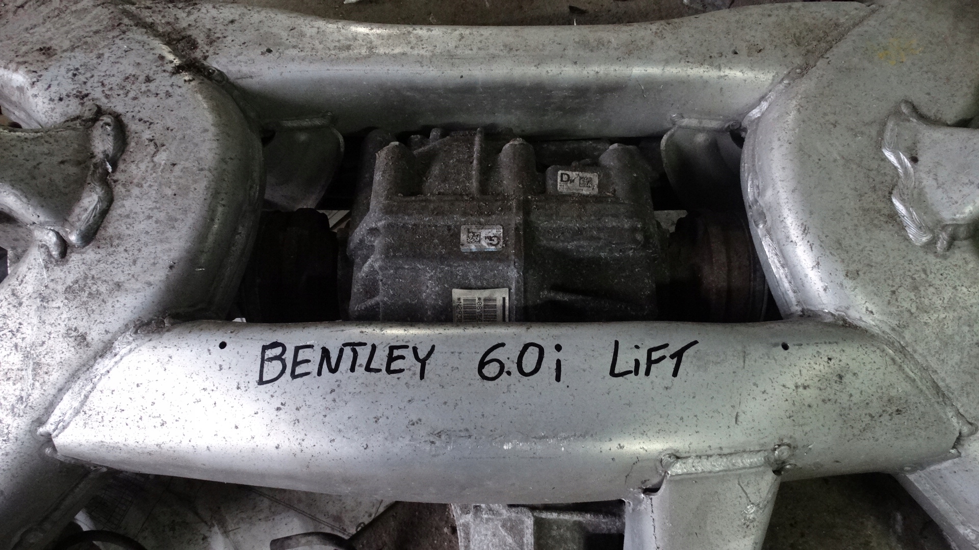 IDEAL ACHSTRÄGER HINTEN KPL. BENTLEY GT LIFT 16R 1