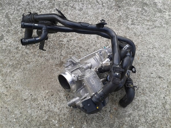 Дросельна заслінка AUDI A4 B9 2.0 TDI 04L128059T