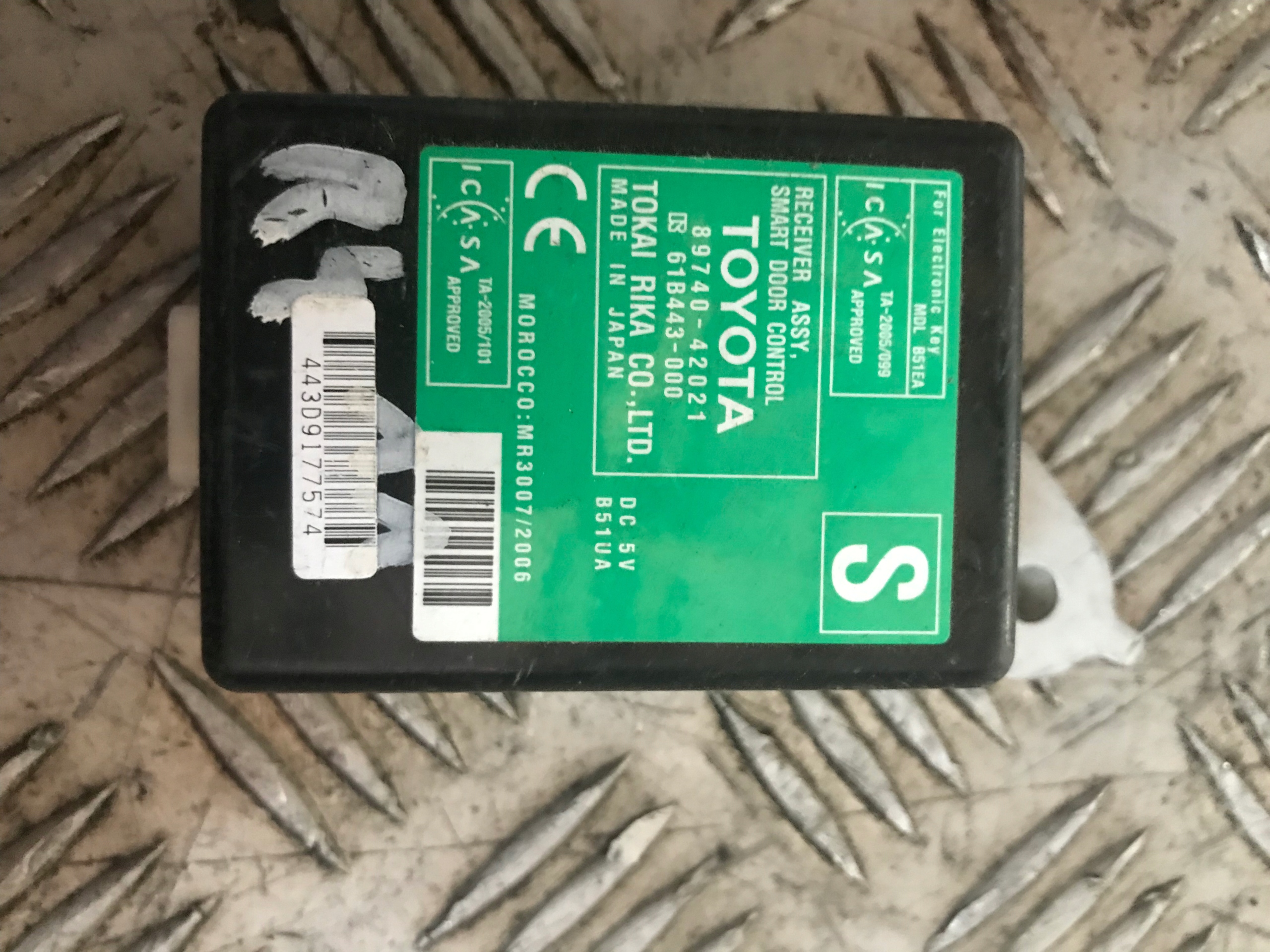 STEROWNIK MODUŁ ZAMKA TOYOTA RAV4 89740-42021