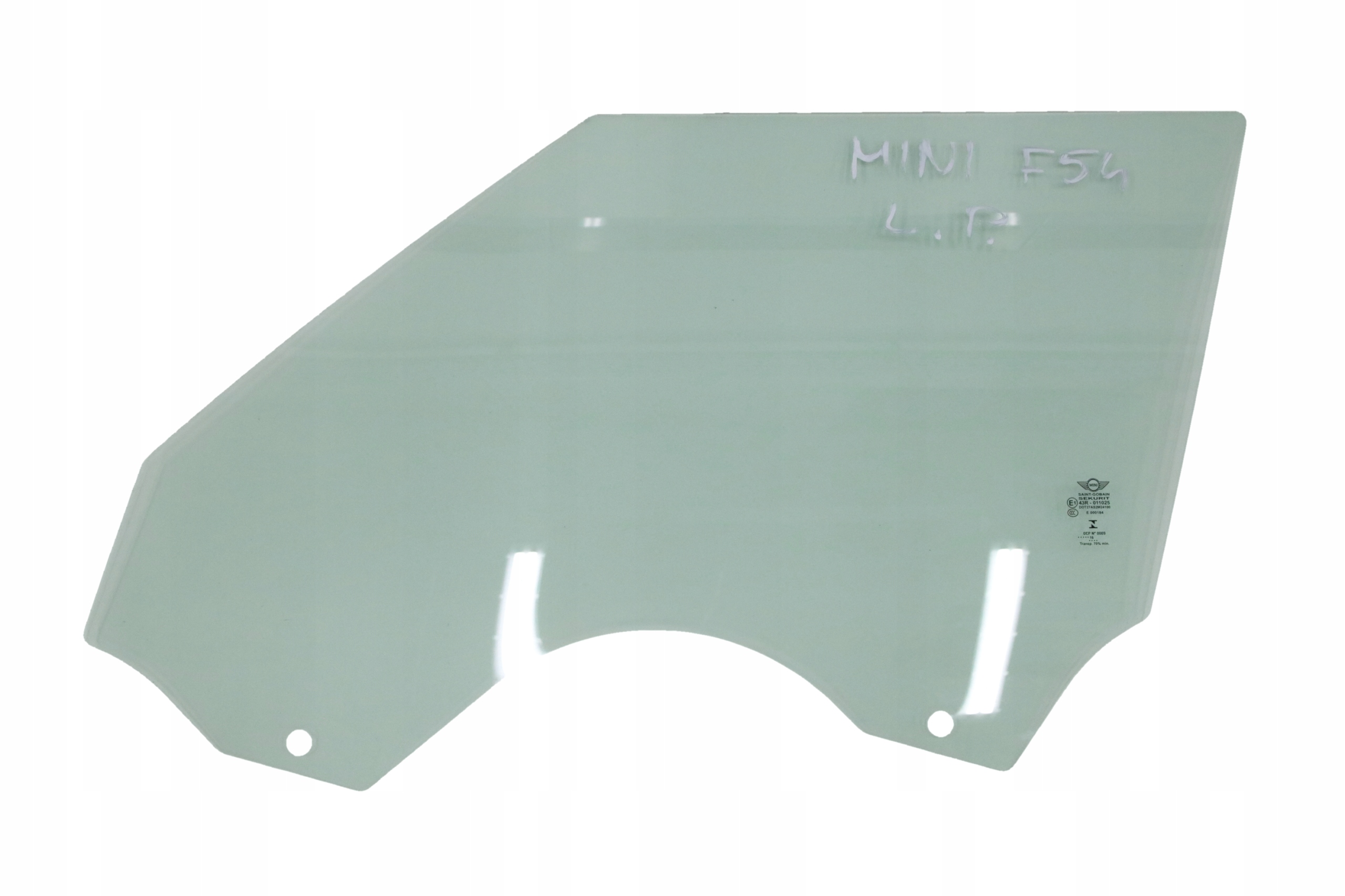 MINI F54 стекло двери боковая левая передняя 2016 г.