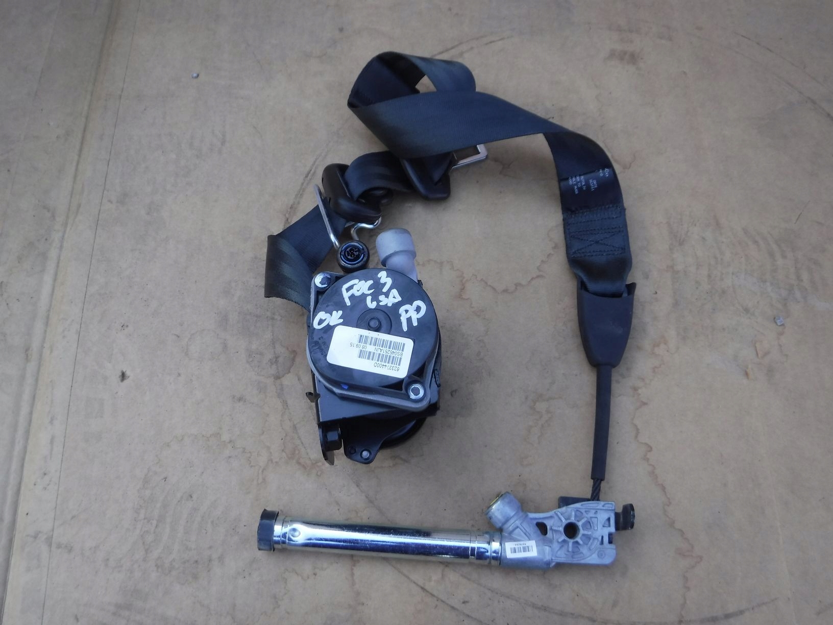 РЕМІНЬ БЕЗПЕКИ ПРАВИЙ FORD FOCUS MK3 LIFT USA