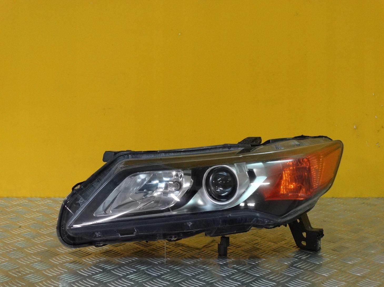 ACURA ILX 2013- ФАРИ ЛІВИЙ КСЕНОН ФАРА ПЕРЕД