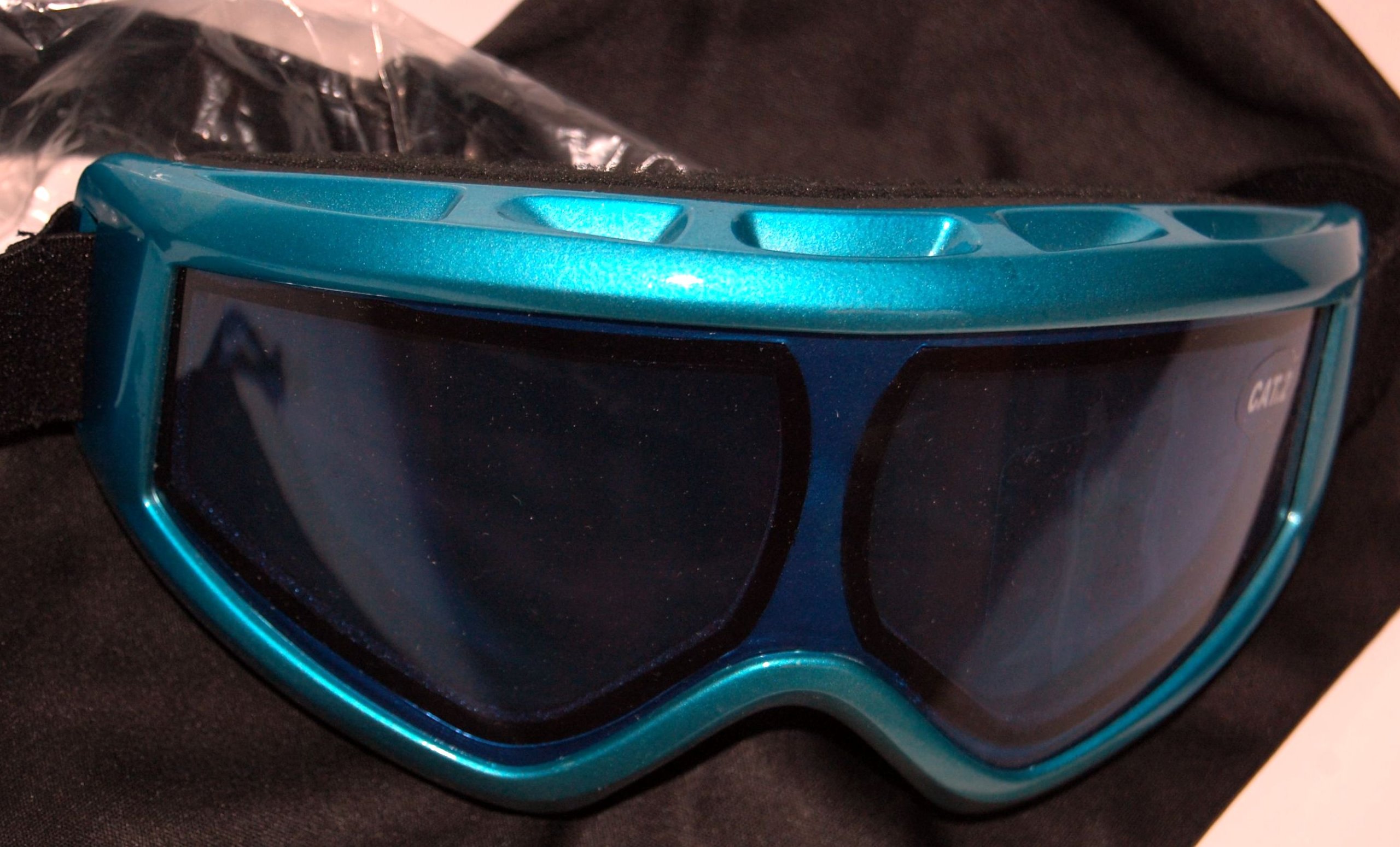 gogle DZIECIĘCE anti-fog Graffiti SPORTS UK Kod producenta ..