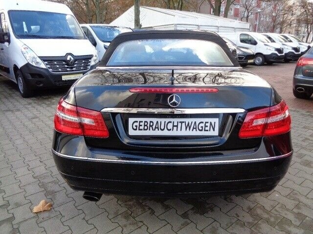 IDEALNY KPL.TYL MERCEDES E W207 CABRIO 1