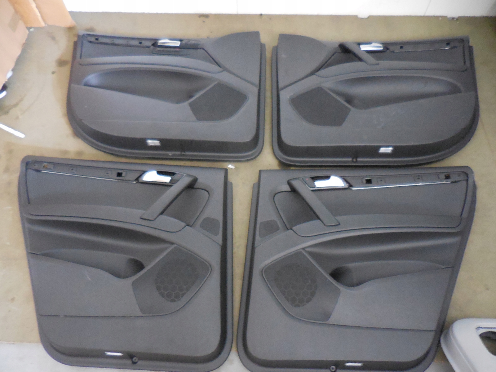 AUDI Q7 4l ліфт бекон оббивка двері шкіра