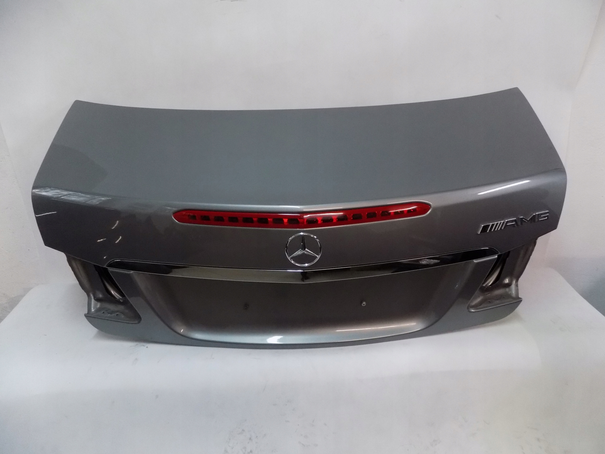 MERCEDES W207 LIFT COUPE KLAPA BAGAŻNIKA KOLOR 792