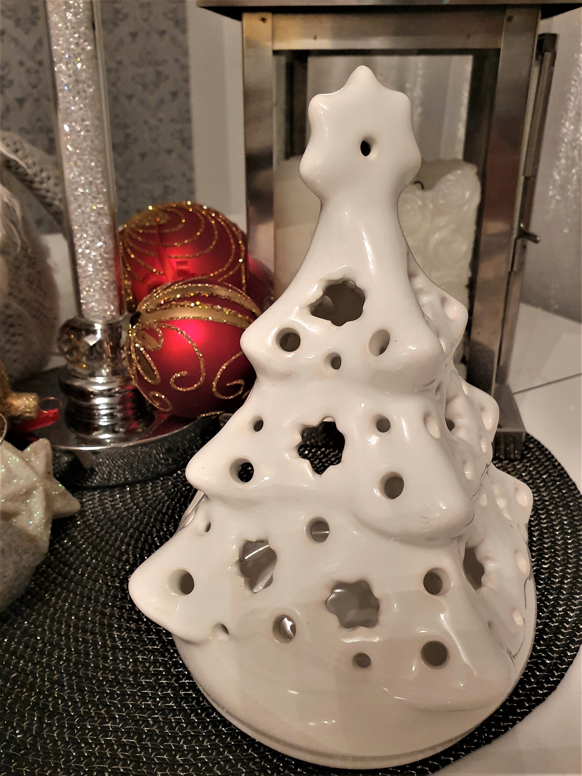 OZDOBA ŚWIĄTECZNA - CHOINKA AŻUR NA TEA-LIGHTa Kod producenta CHOINKA AŻUR