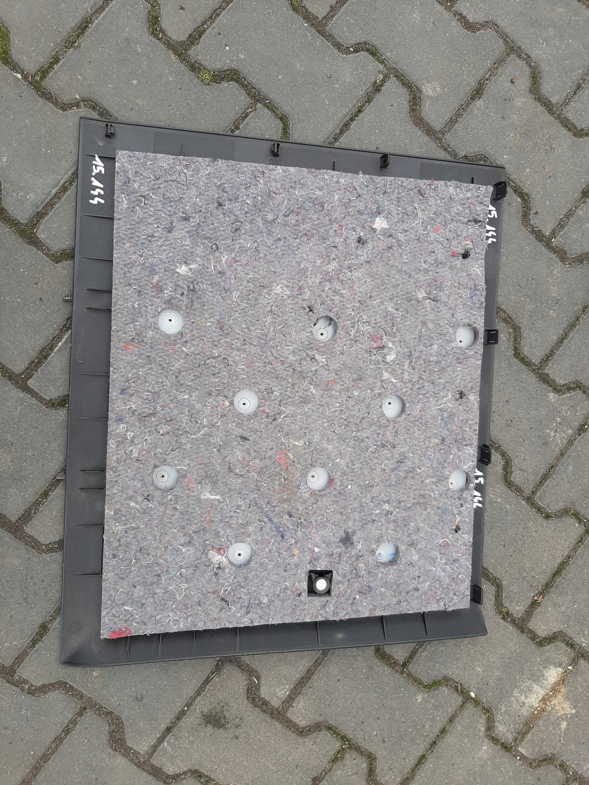 BOCZEK BAGAZNIKA LEWY CITROEN BERLINGO II 08r- Producent części Citroen OE