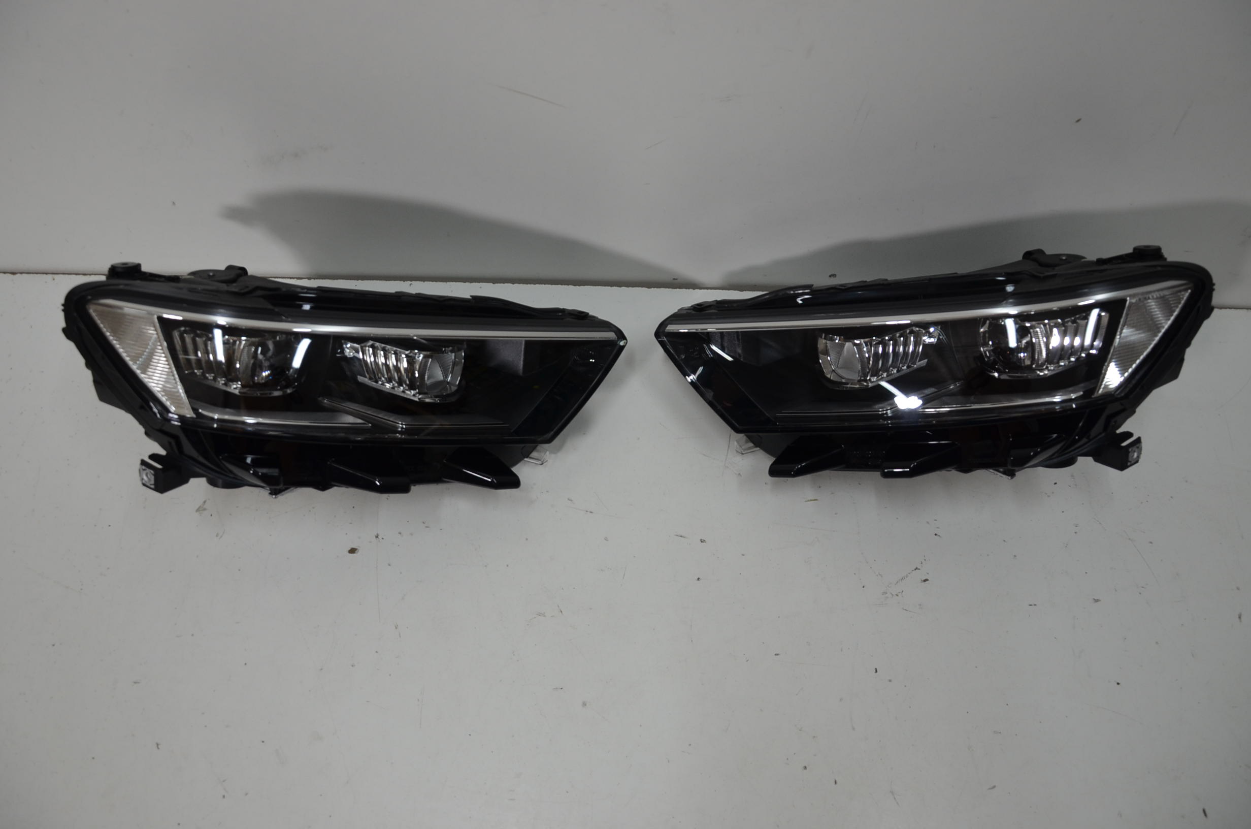 Frontscheinwerfer VW T-Roc A1 2GA941036D LED Links Scheinwerfer Headlight - Thumbnail 1