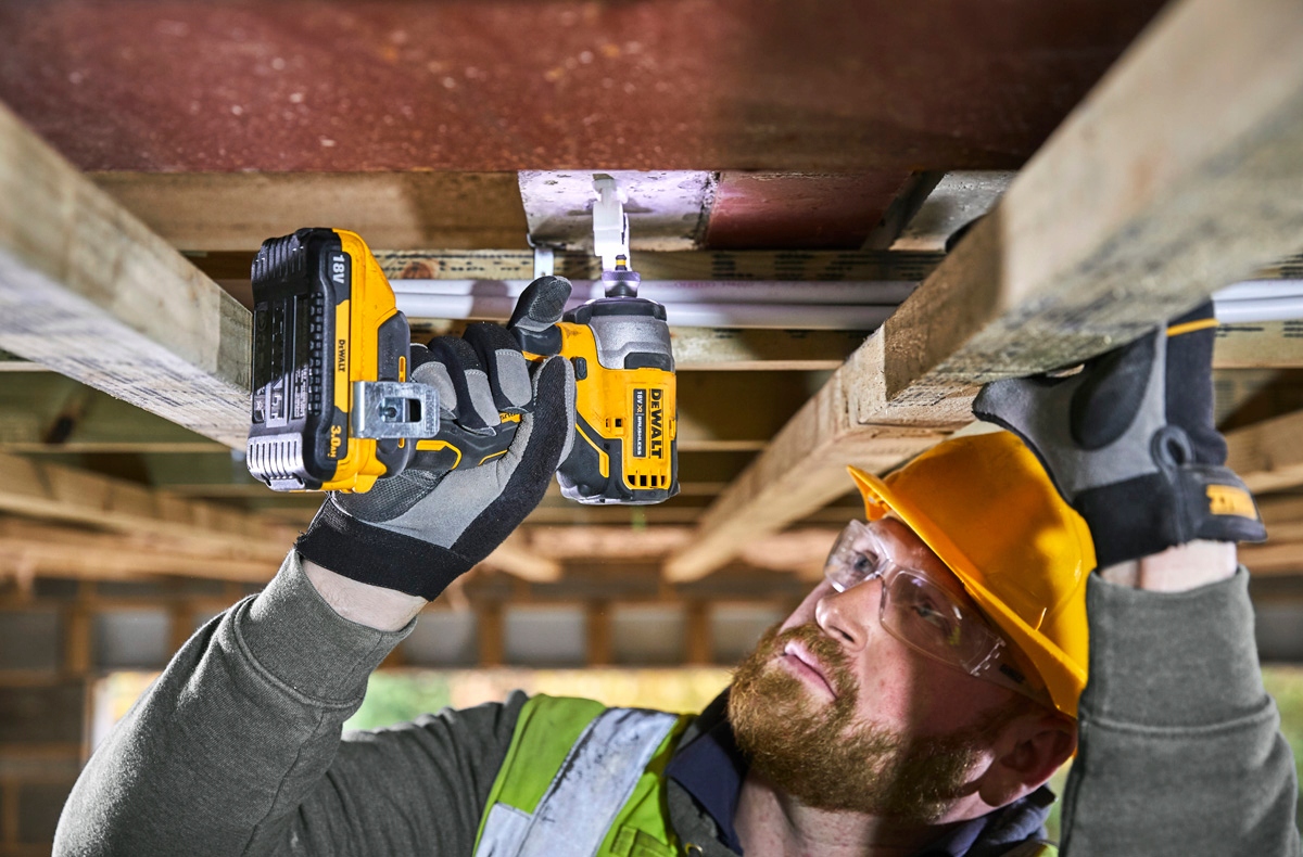 DEWALT DCF809D2T wkrętarka klucz udarowy 170Nm 18V 2x2,0Ah Kod producenta DCF809D2T