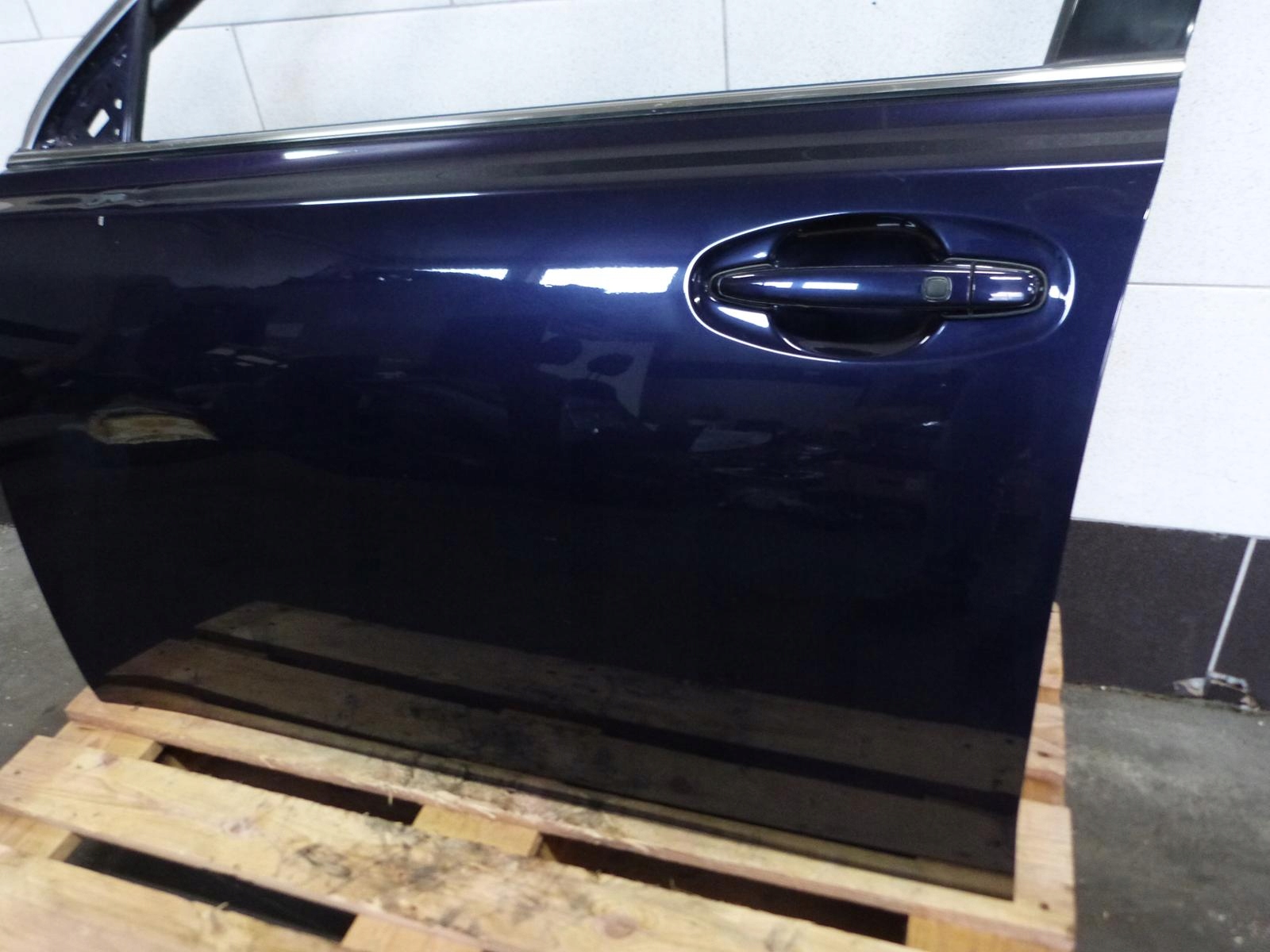 SUBARU LEGACY V door left front left front D7H