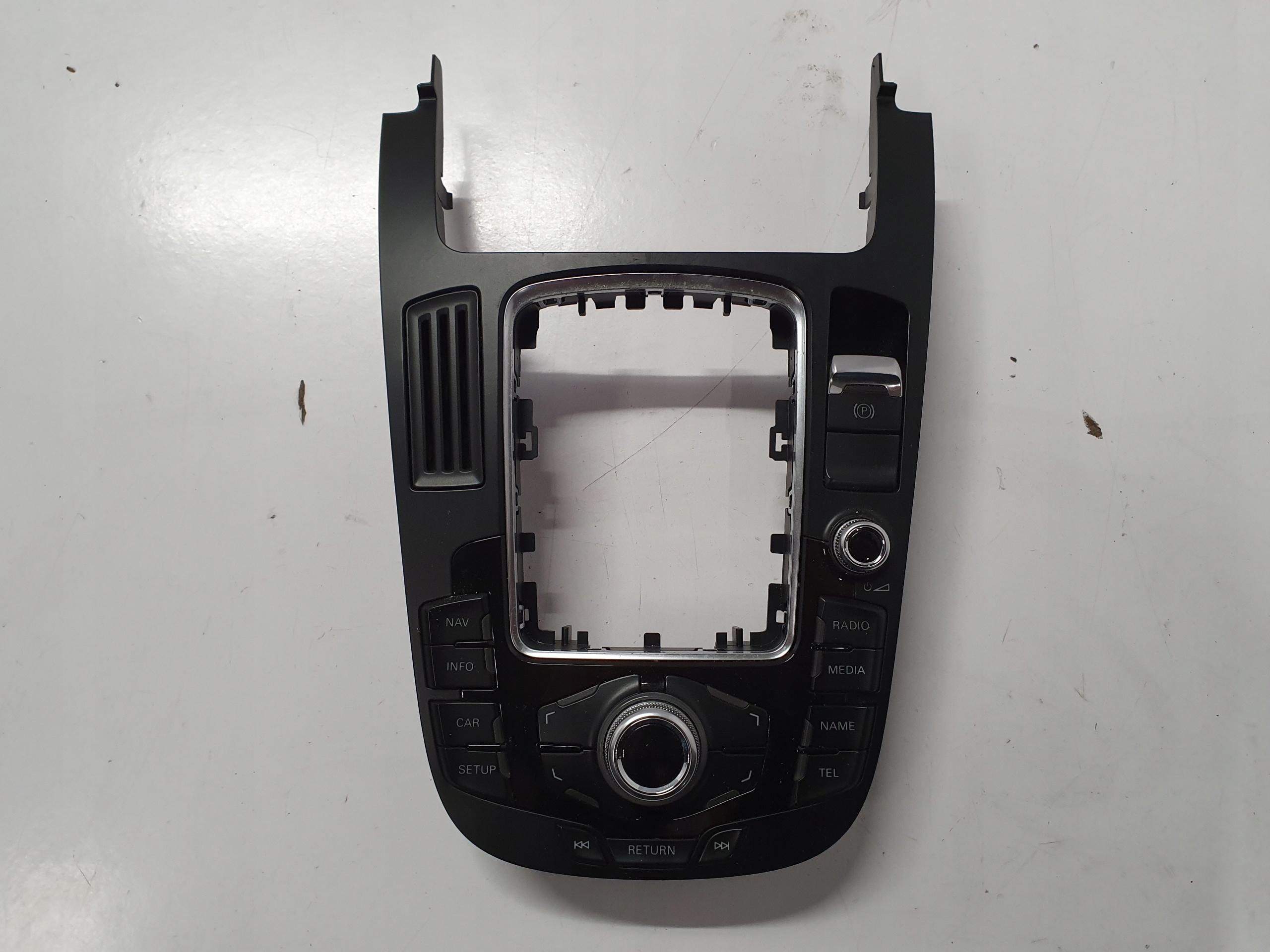 AUDI A4 B8 LIFT панель управління MMI 8T0919611