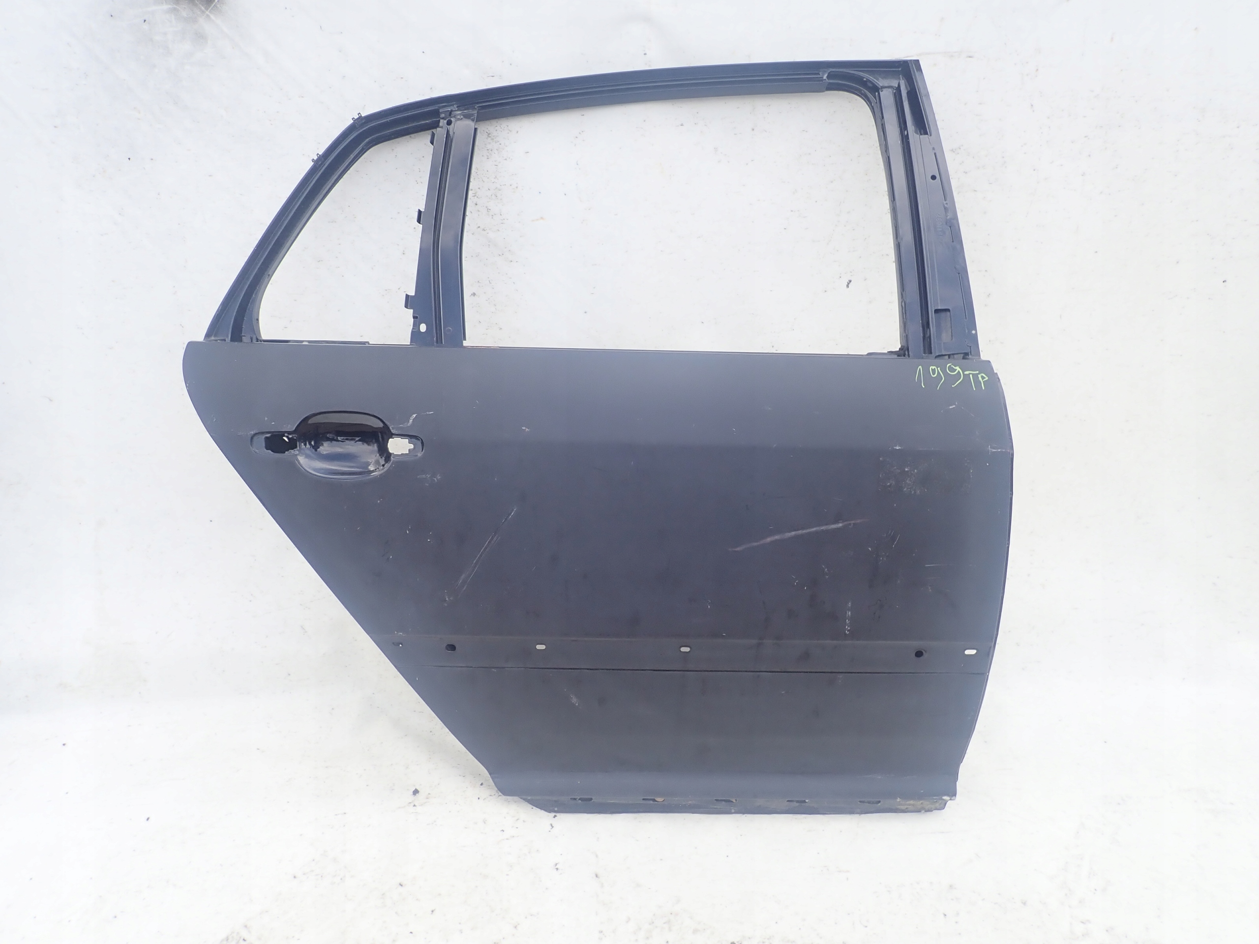 VW PHAETON 02-16 door right rear part rear.