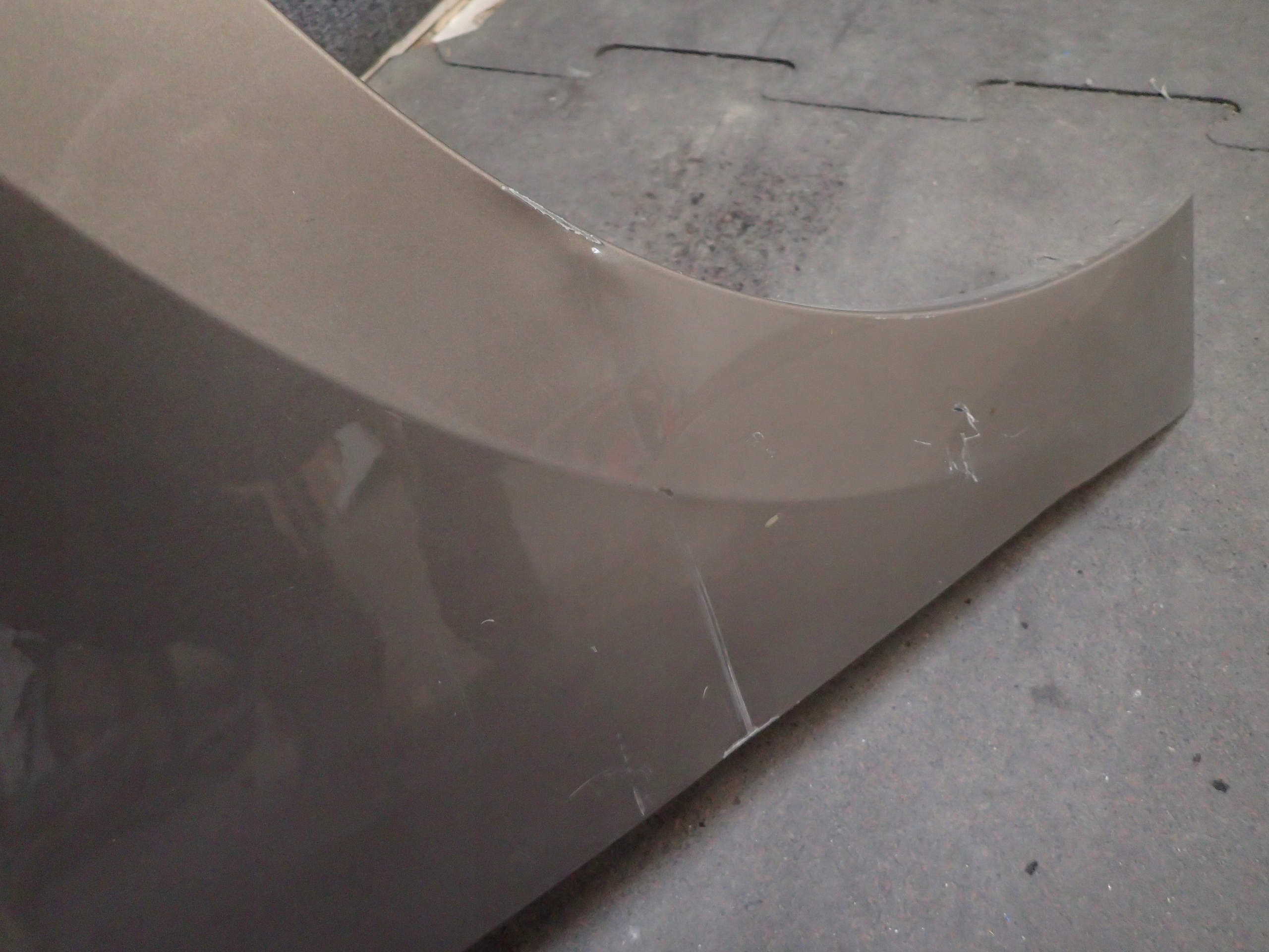 FENDER FRONT RIGHT VW SPORTSVAN