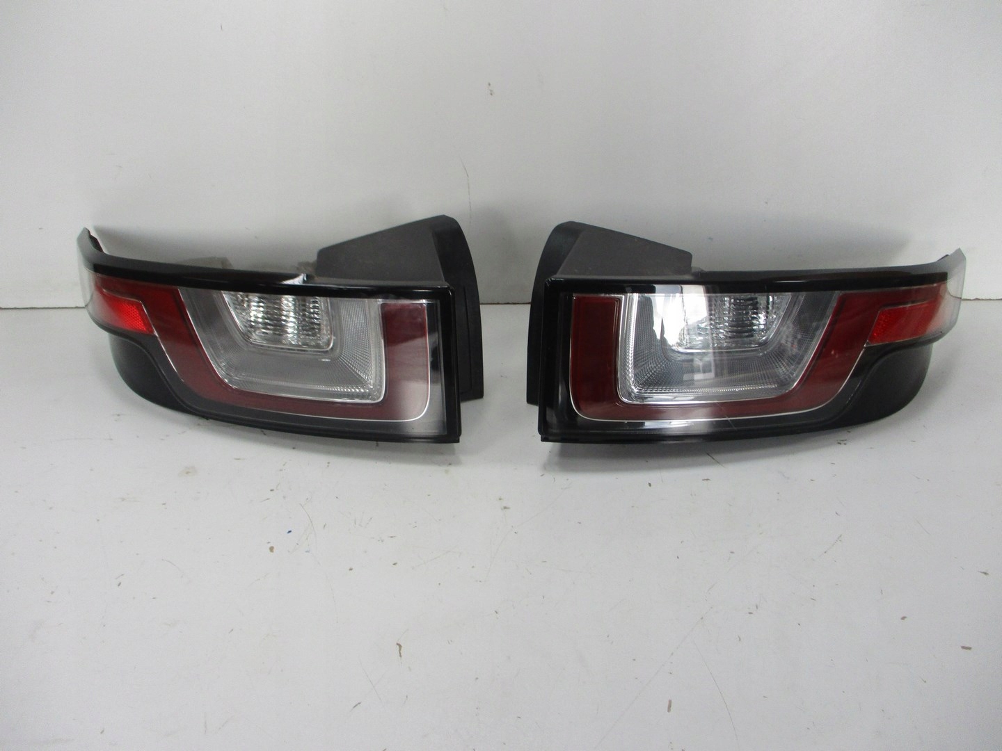 Lampa tylna RANGE ROVER EVOQUE LIFT PRAWA