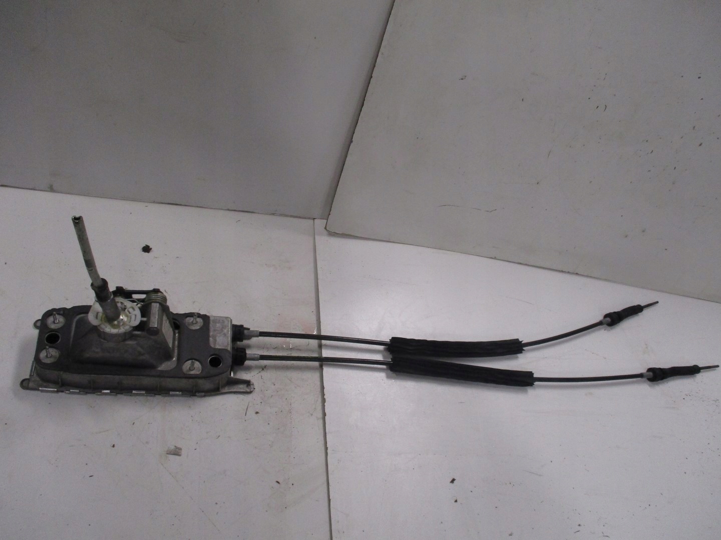 MECHANIZM ZMIANY BIEGÓW 5N0711049T