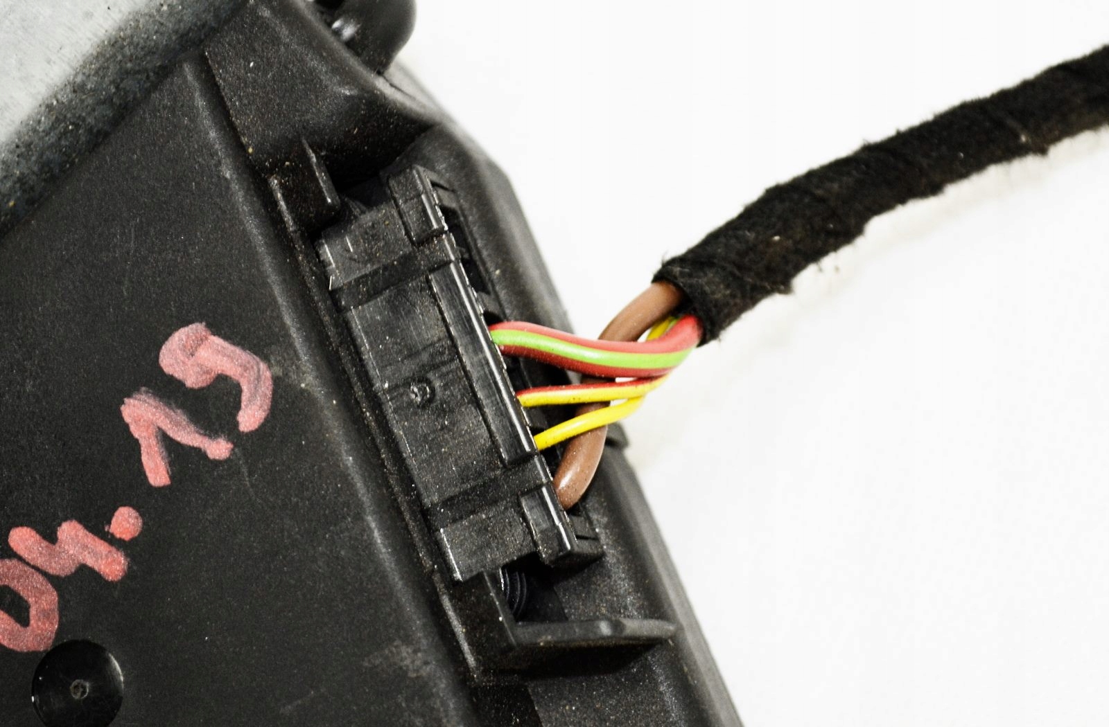 POLO SILNICZEK SZYBERDACHU 0390200015 6N0959591A Car type Passenger cars Cargo vans