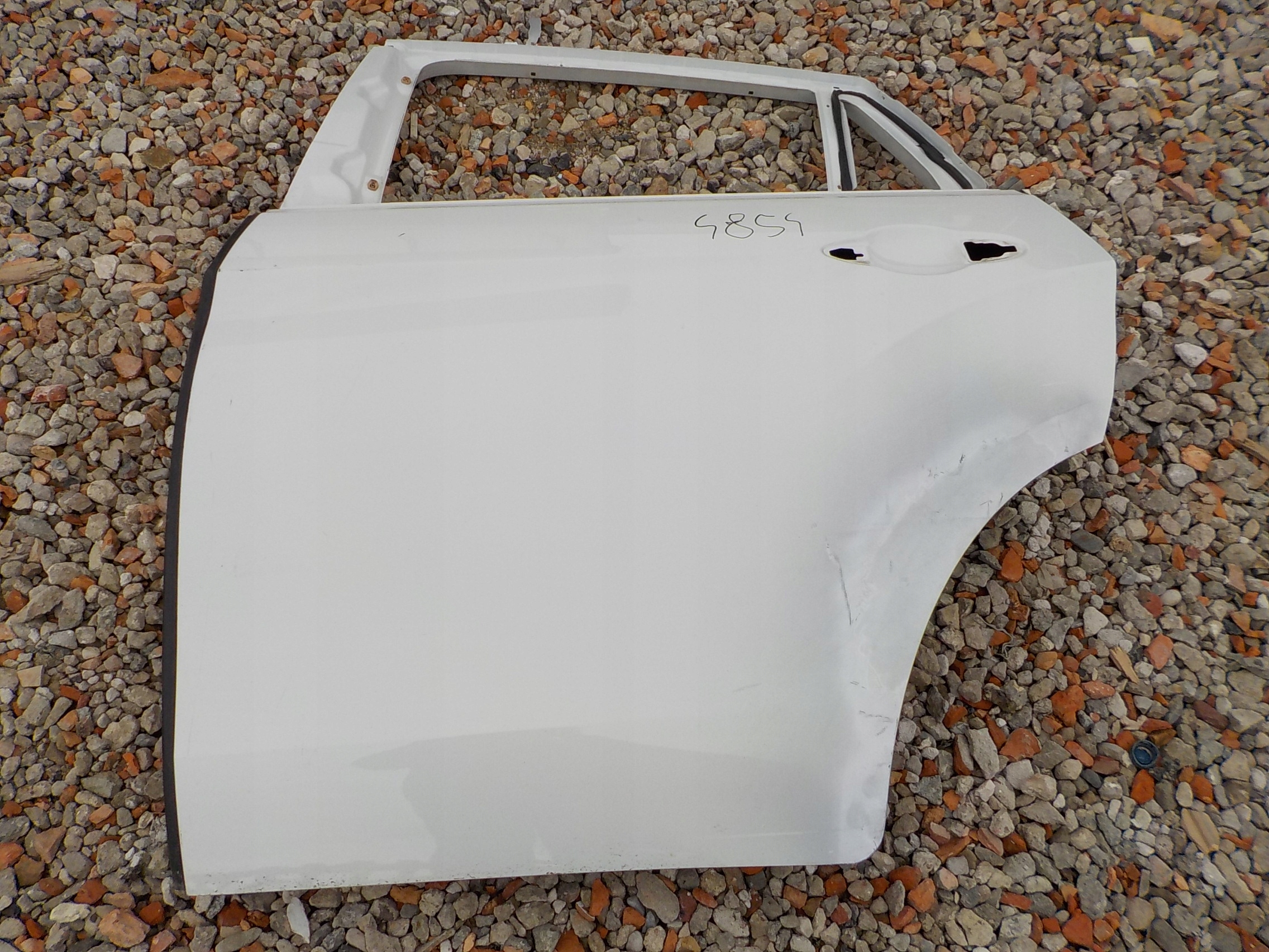 ДВЕРІ ЗЛІВА ЗАД. BMW X6 F16 2014-2019