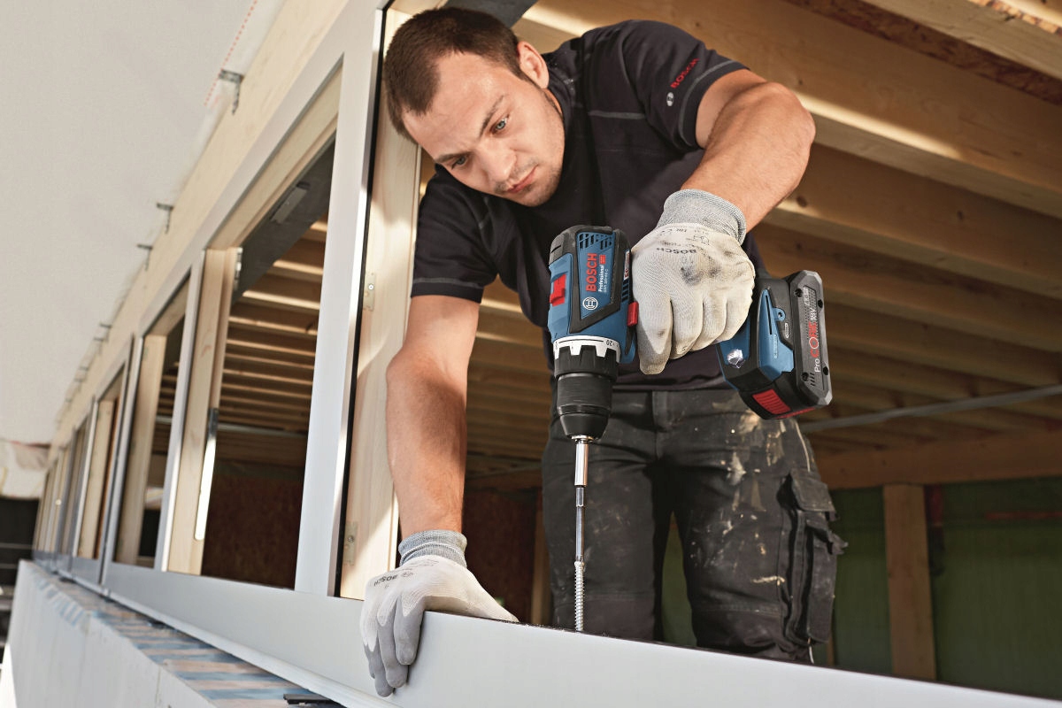 WKRĘTARKA GSR 18V-60 C BOSCH 2x5,0Ah L-BOXX Maksymalna prędkość obrotowa - II bieg 1900 RPM